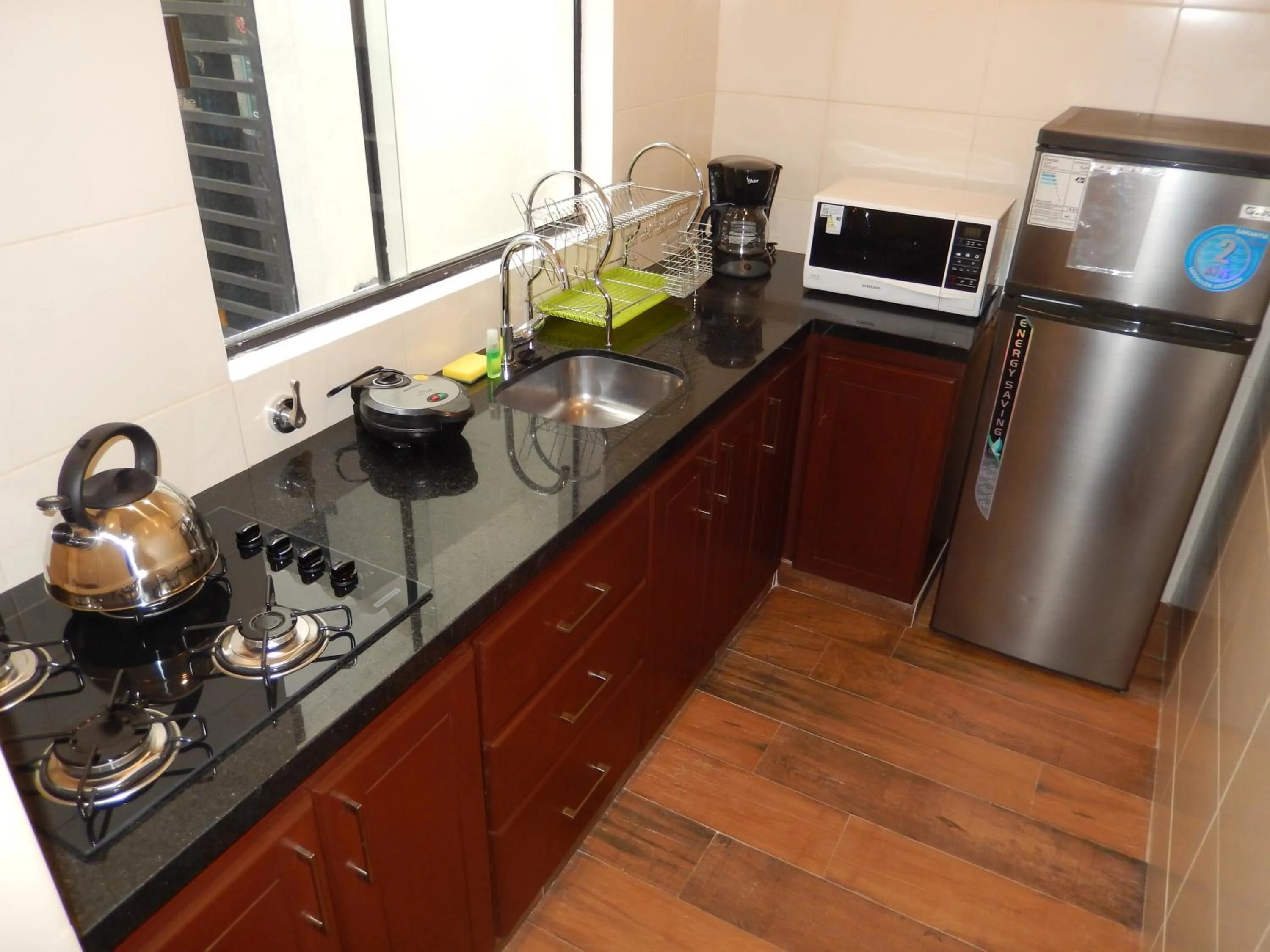 Coffee/tea facilities in Premium Suites Deluxe Aparthotel Equipetrol