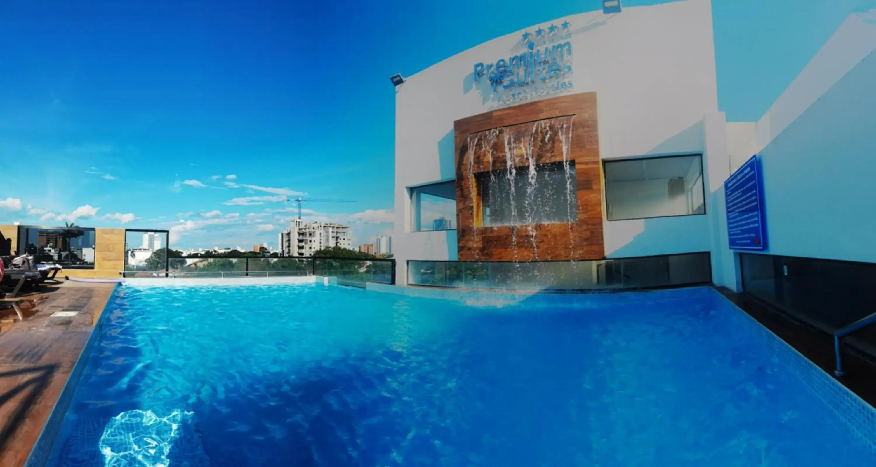 Swimming pool in Premium Suites Deluxe Aparthotel Equipetrol Swimming pool in Premium Suites Deluxe Aparthotel Equipetrol