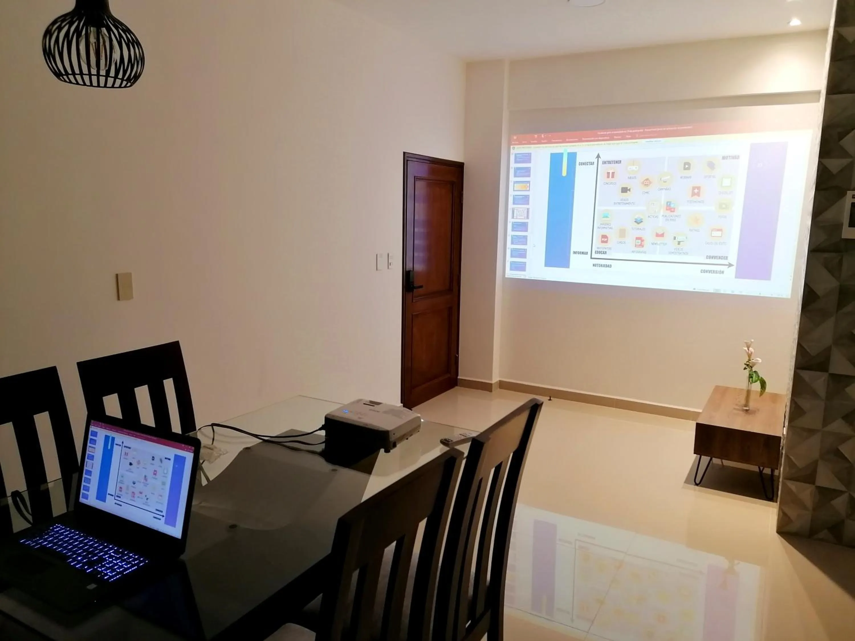 TV and multimedia in Premium Suites Deluxe Aparthotel Equipetrol