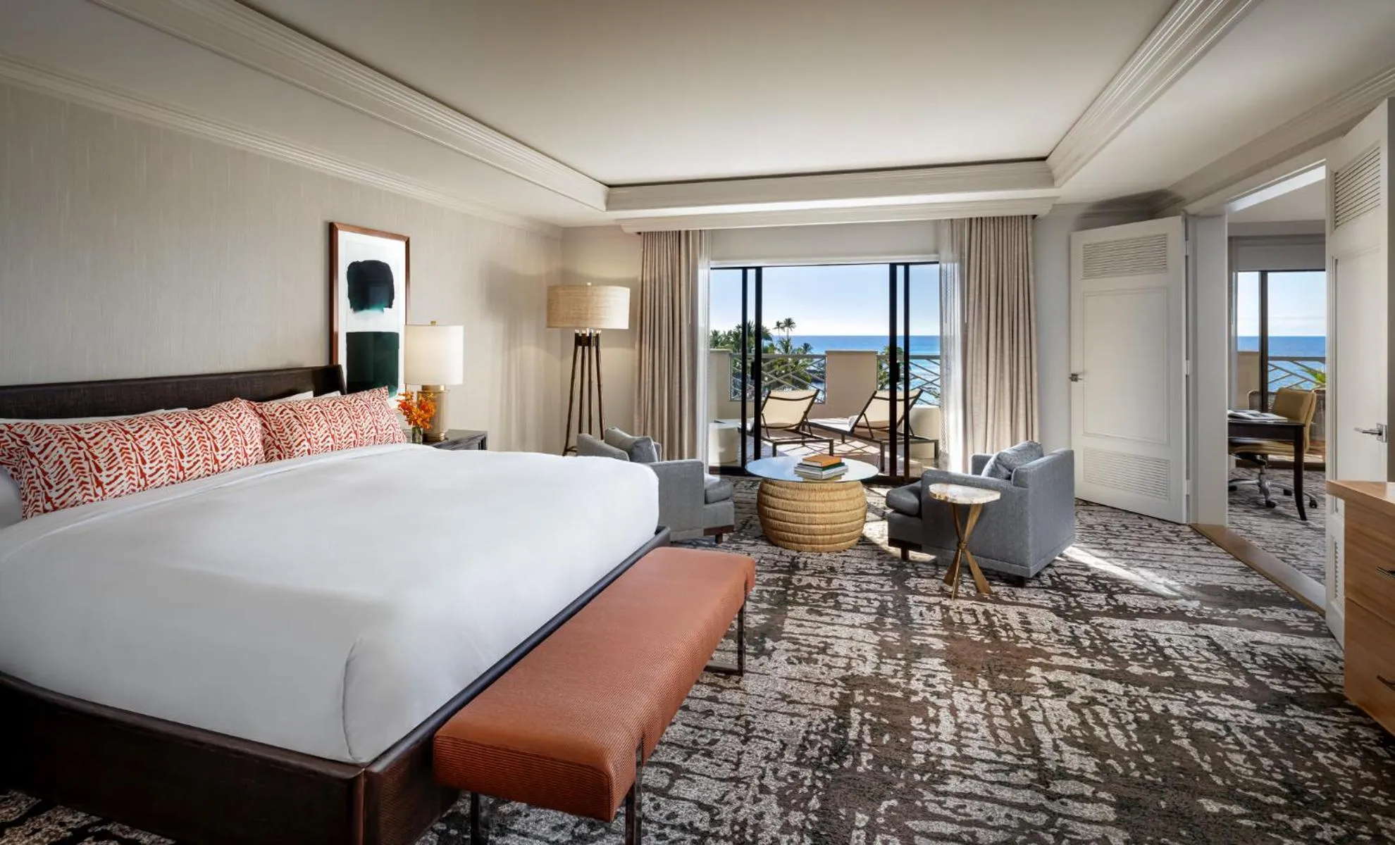 Bedroom, Bed in Fairmont Orchid