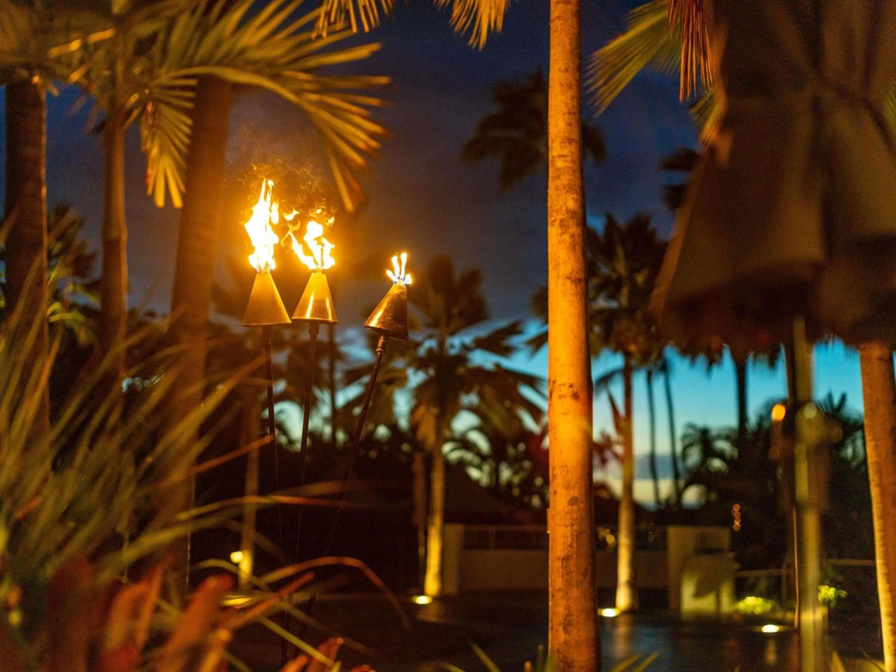 Restaurant/places to eat in Fairmont Kea Lani, Maui