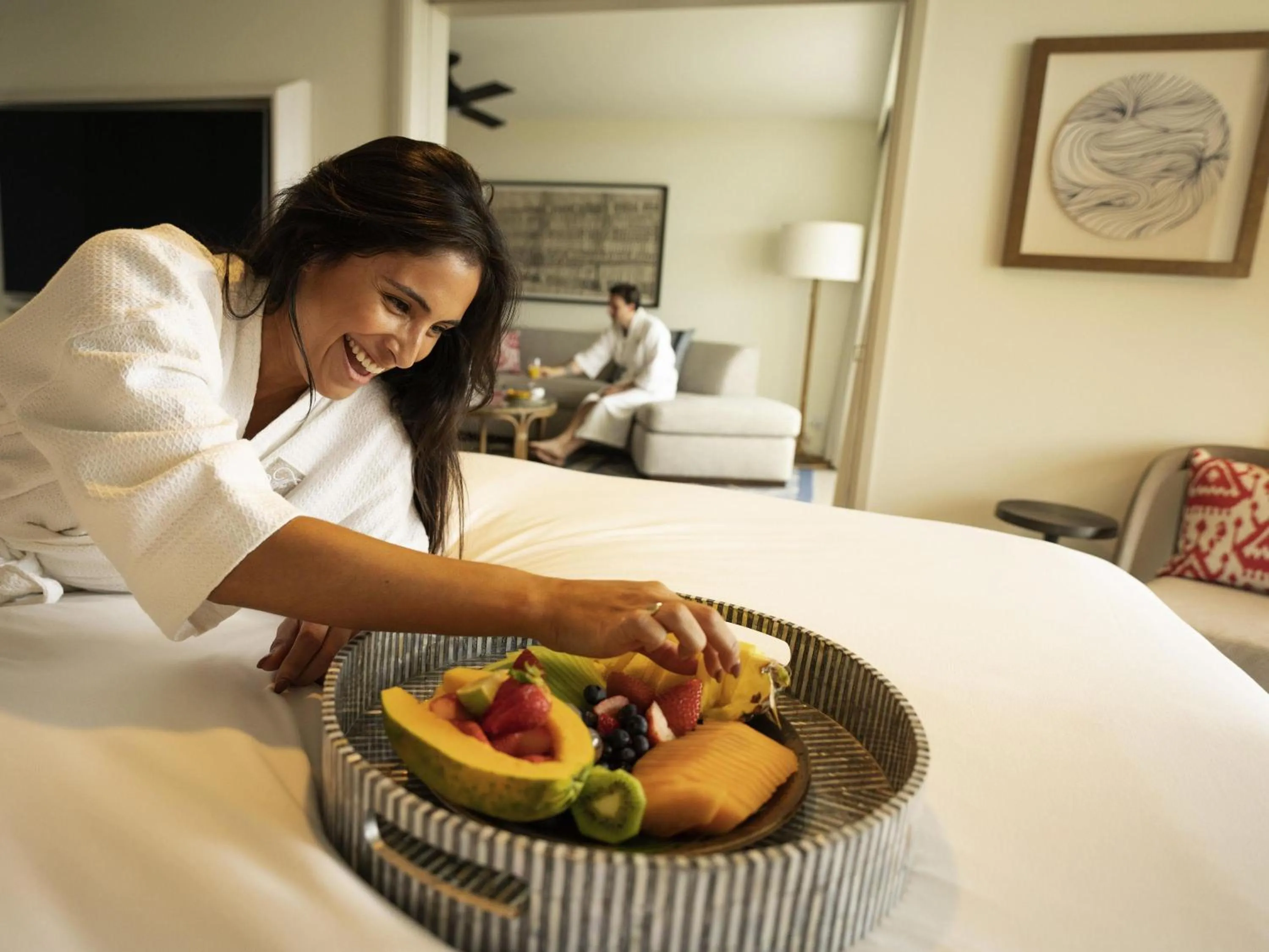 Bedroom, Bed in Fairmont Kea Lani, Maui