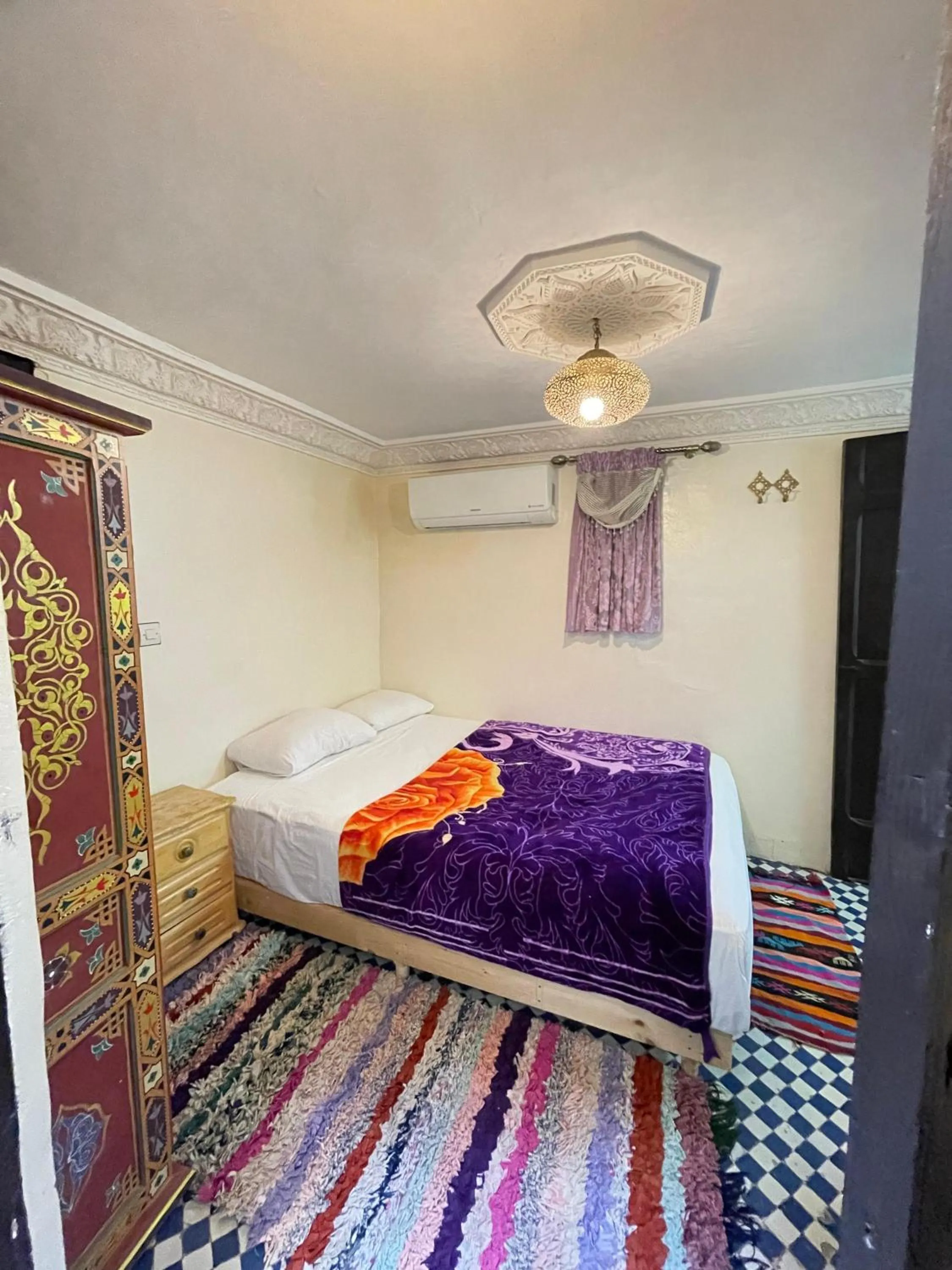 Photo of the whole room, Bed in Dar Atlantic