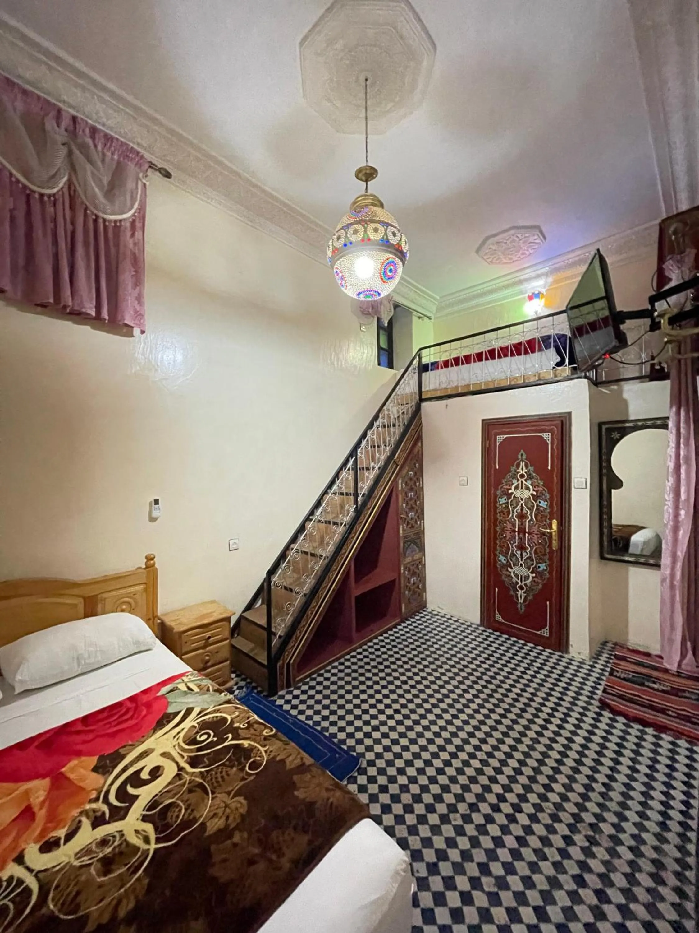 Photo of the whole room, Bed in Dar Atlantic