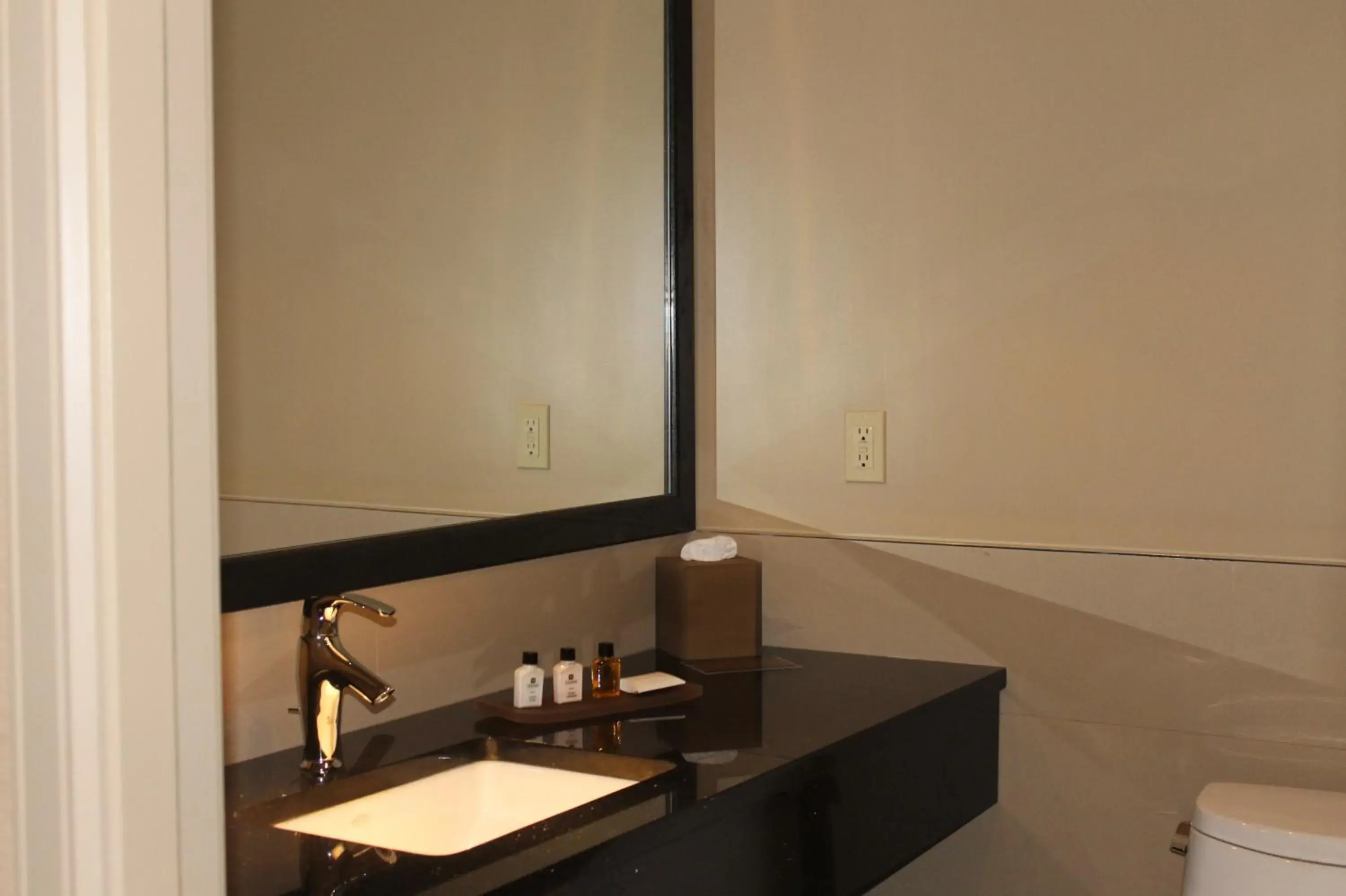 Bathroom in Opera House Hotel Bathroom in Opera House Hotel