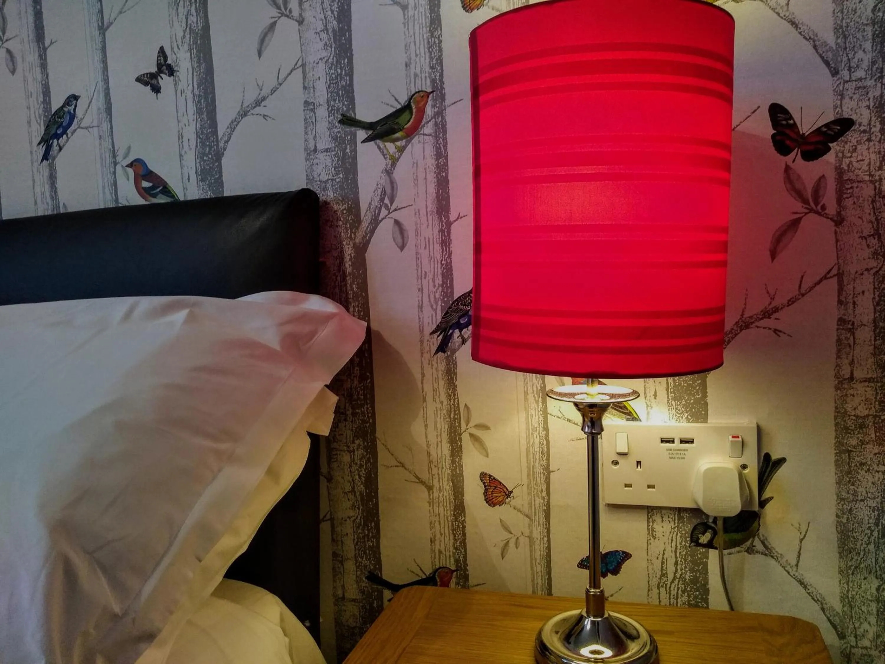 Other, Bed in Bluebird Lodge