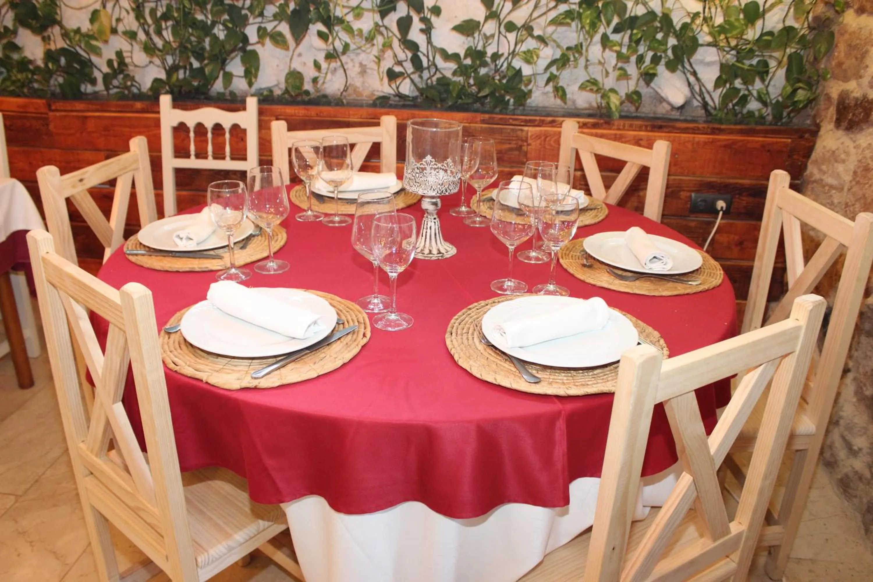 Restaurant/places to eat in Palacete Maria Rosa