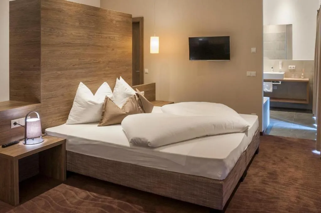 Bed in Hotel Rosengarten