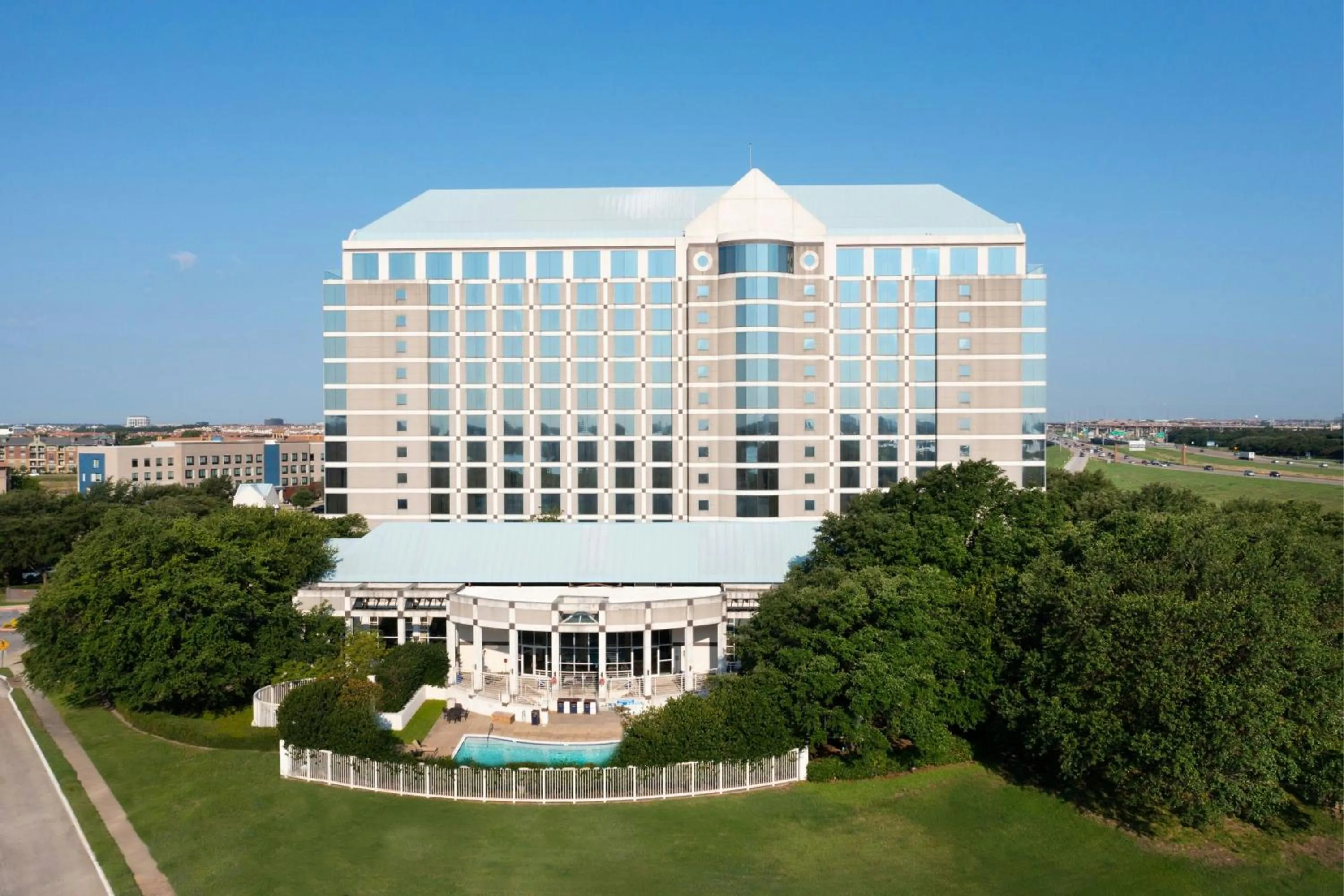 Property building in Renaissance Dallas North Hotel