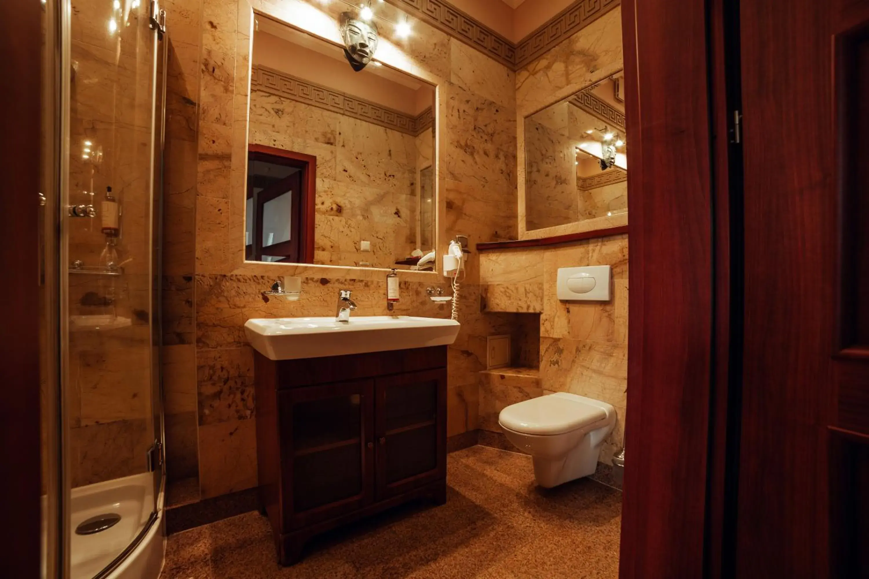 Superior Twin Room in Hotel Ambasada Bolesławiec Superior Twin Room in Hotel Ambasada Bolesławiec