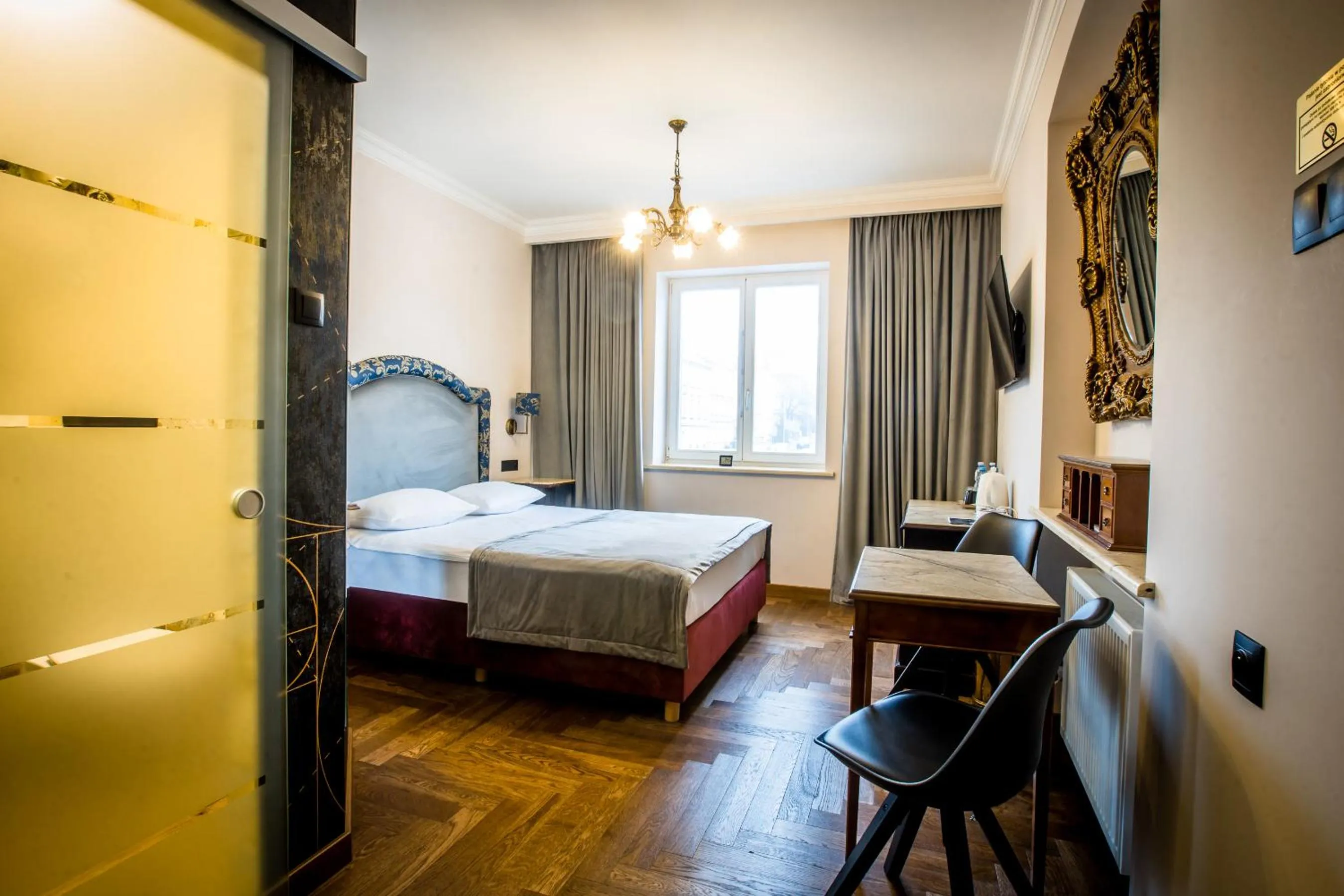 Bed in Hotel Ambasada Bolesławiec