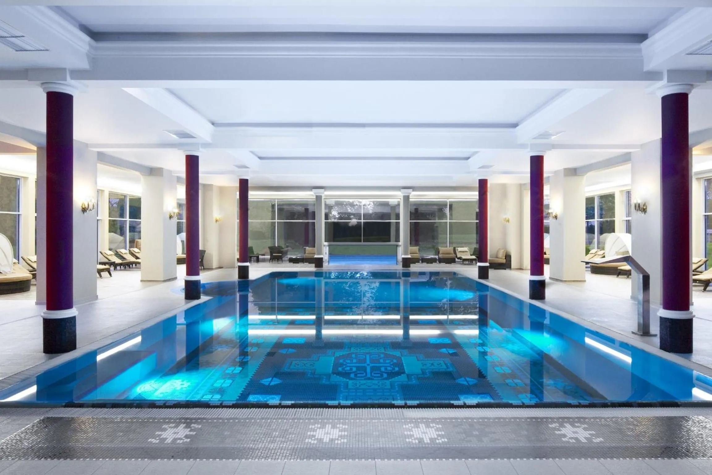 Swimming pool in Pałac Żelechów Spa & Wellness