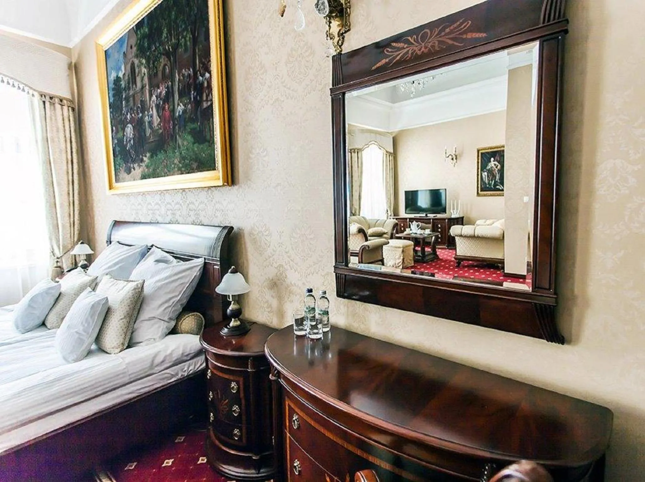 Photo of the whole room, Bed in Pałac Żelechów Spa & Wellness