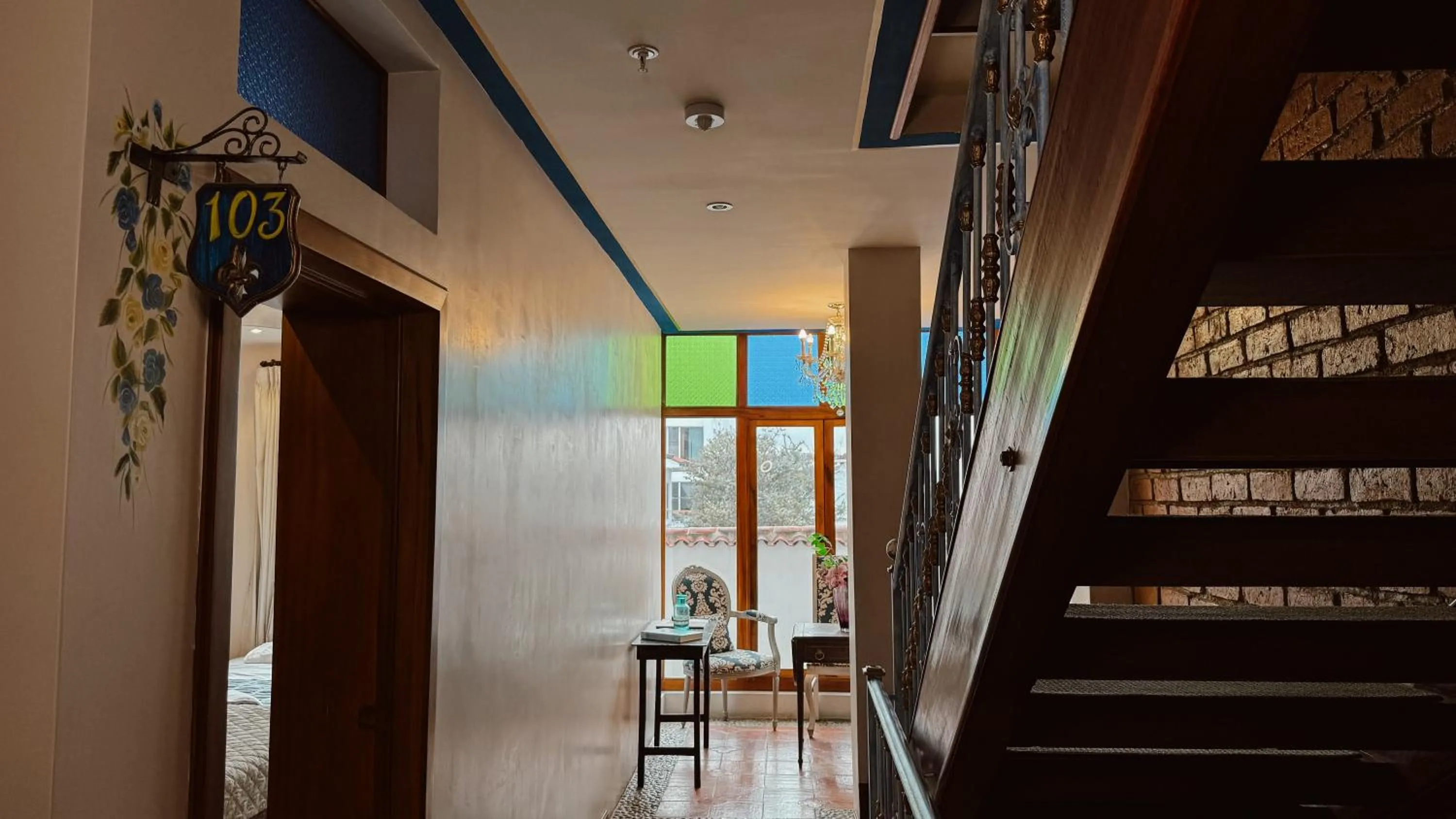 Property building in Hotel Azul de la Plaza by Chat Noir