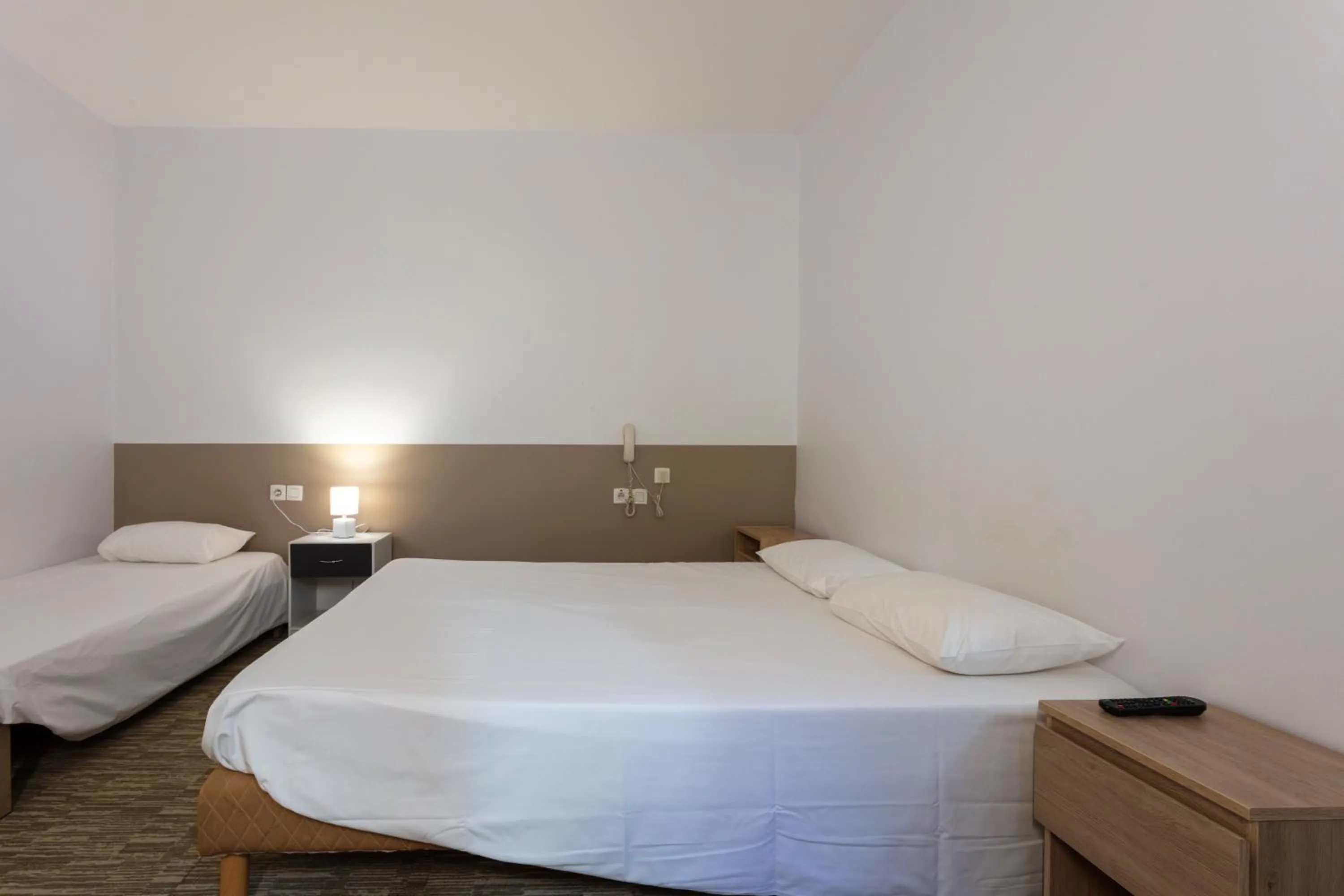 Bedroom, Bed in Hotel du Clocher