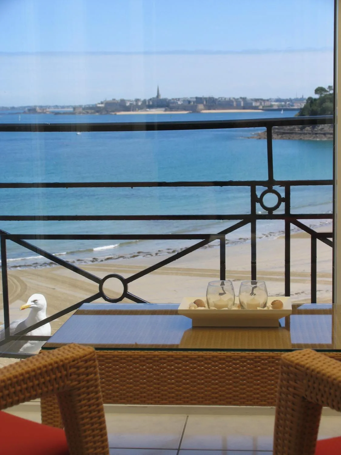 Patio in Hotel Villa Reine Hortense