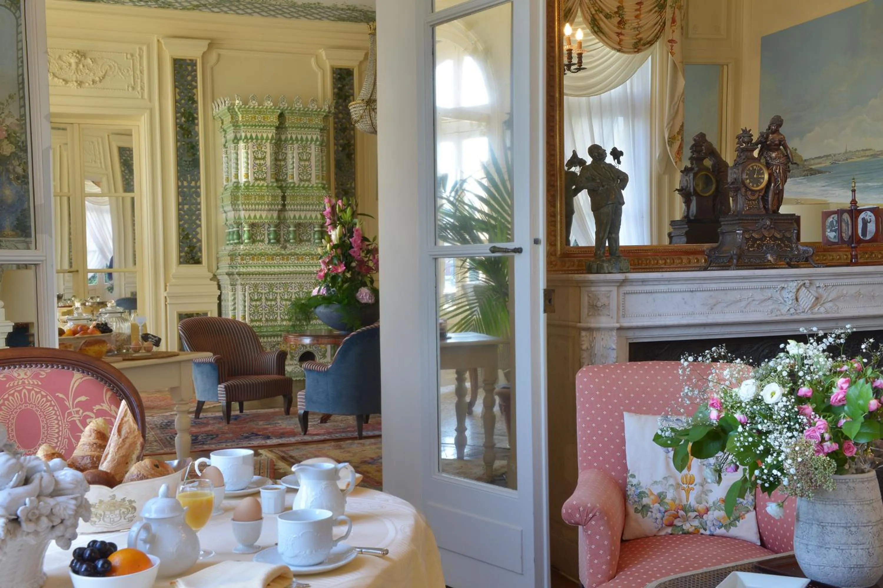 Lobby or reception in Hotel Villa Reine Hortense