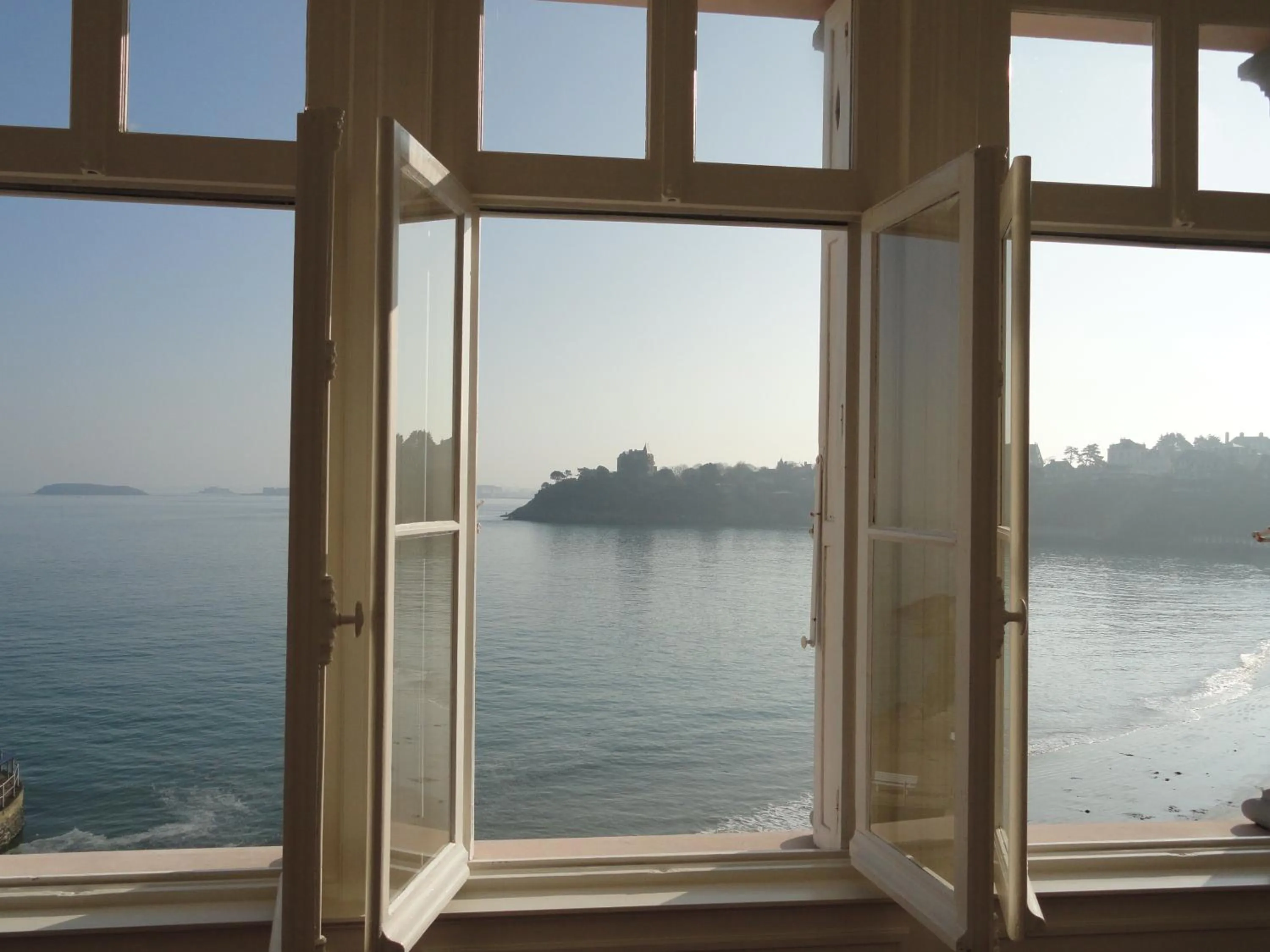 View (from property/room), Lake View in Hotel Villa Reine Hortense