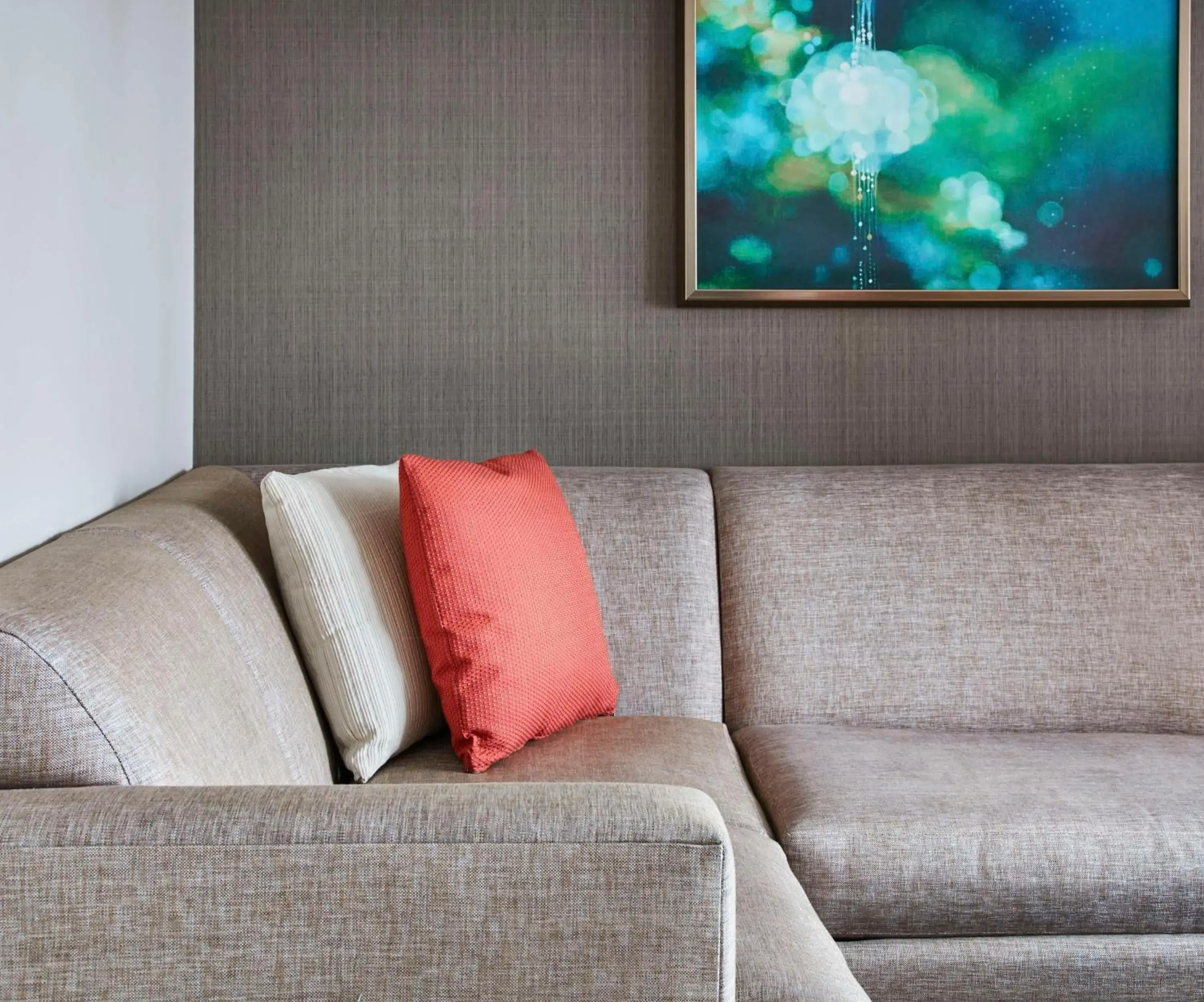 King Room with Sofa Bed and Roll-In Shower - Disability Access in Hyatt Place Chicago River North King Room with Sofa Bed and Roll-In Shower - Disability Access in Hyatt Place Chicago River North