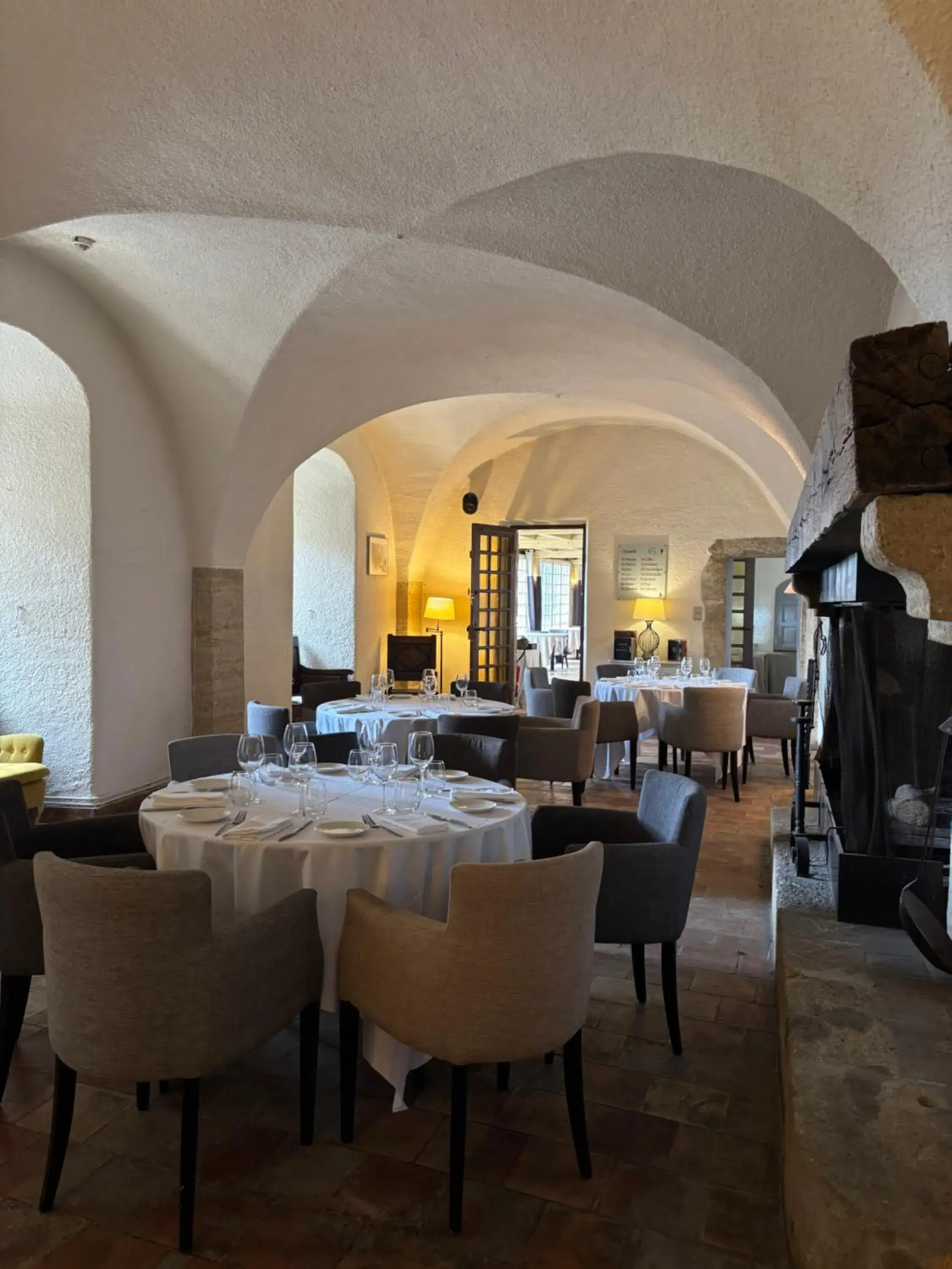 Restaurant/places to eat in Garrigae Abbaye de Sainte Croix Restaurant/places to eat in Garrigae Abbaye de Sainte Croix