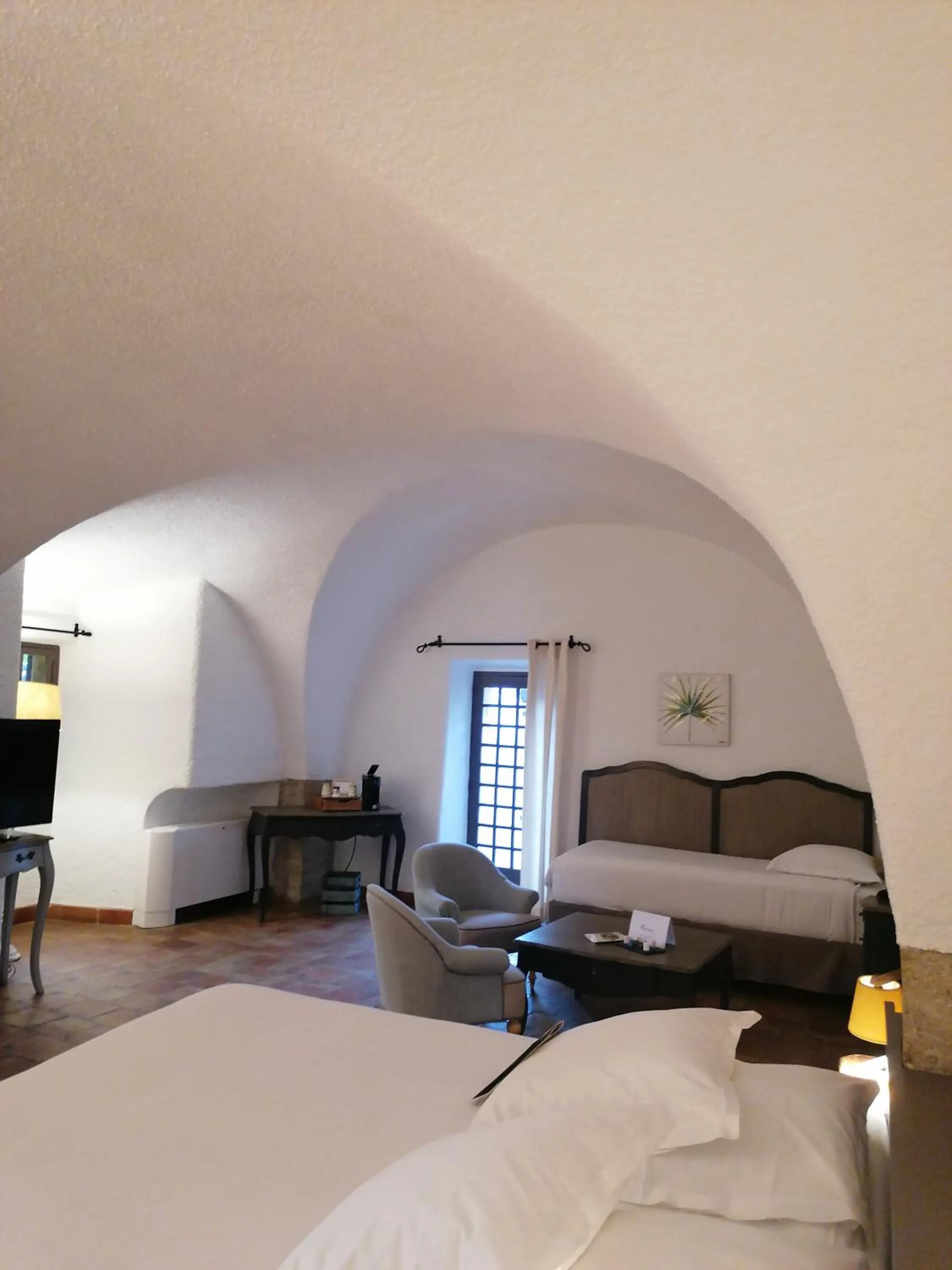 Bedroom, Bed in Garrigae Abbaye de Sainte Croix