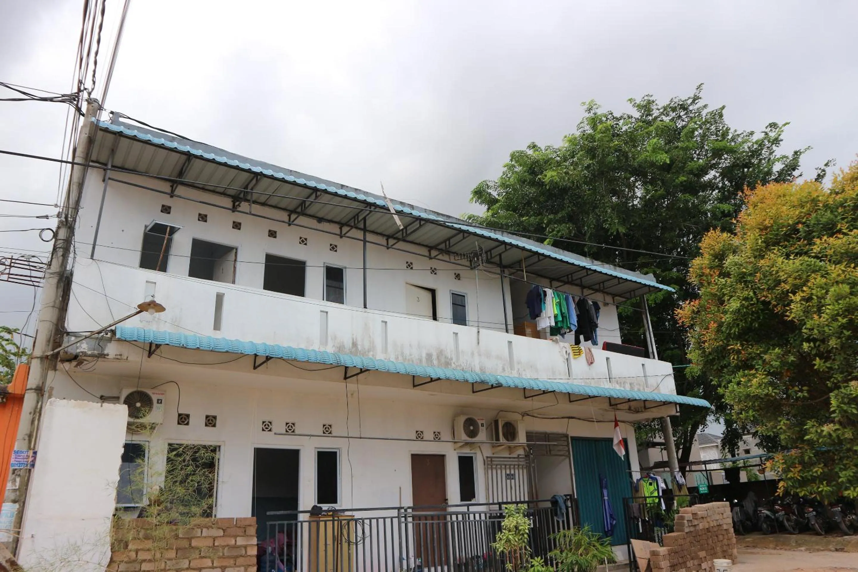 Facade/entrance in OYO Life 2670 Aline Kost