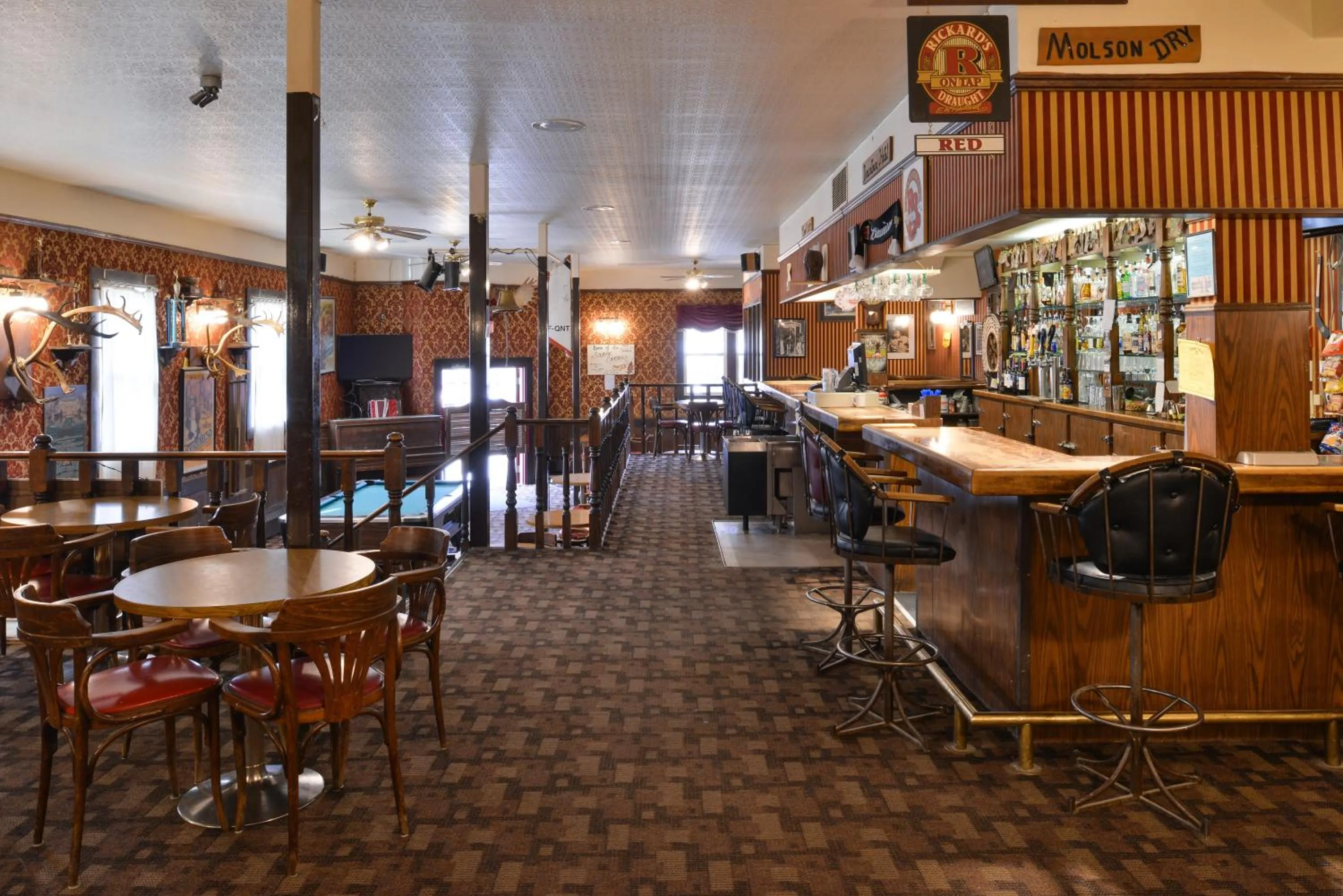 Food and drinks in The Downtown, a Coast Hotel