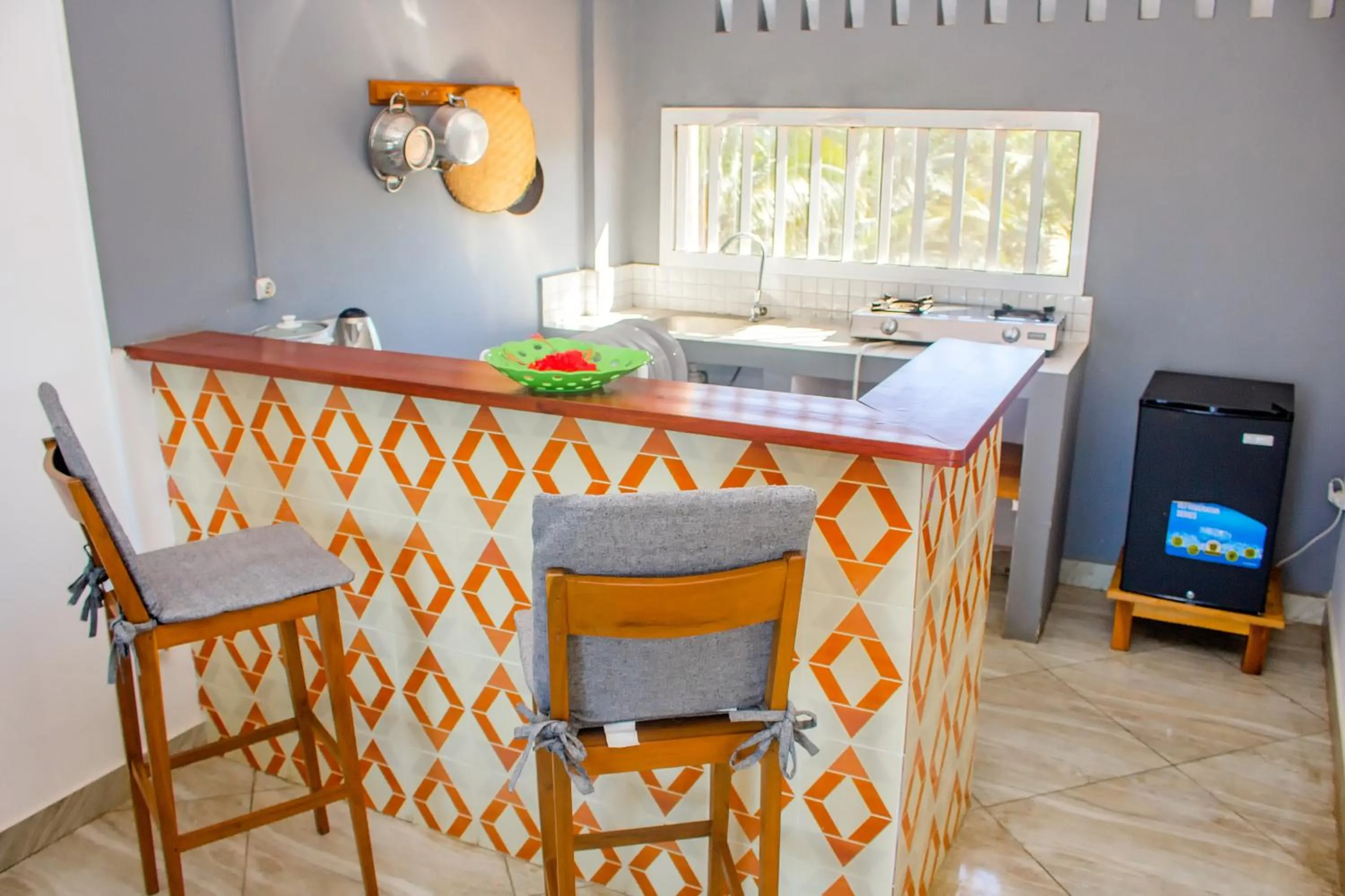 Kitchen or kitchenette in Cambria Hotel