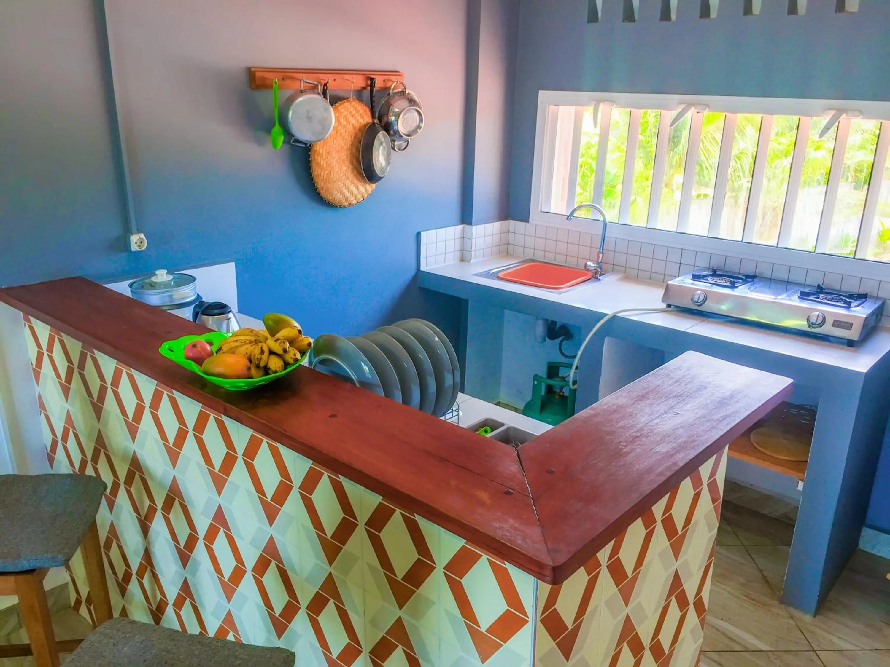 Kitchen or kitchenette in Cambria Hotel