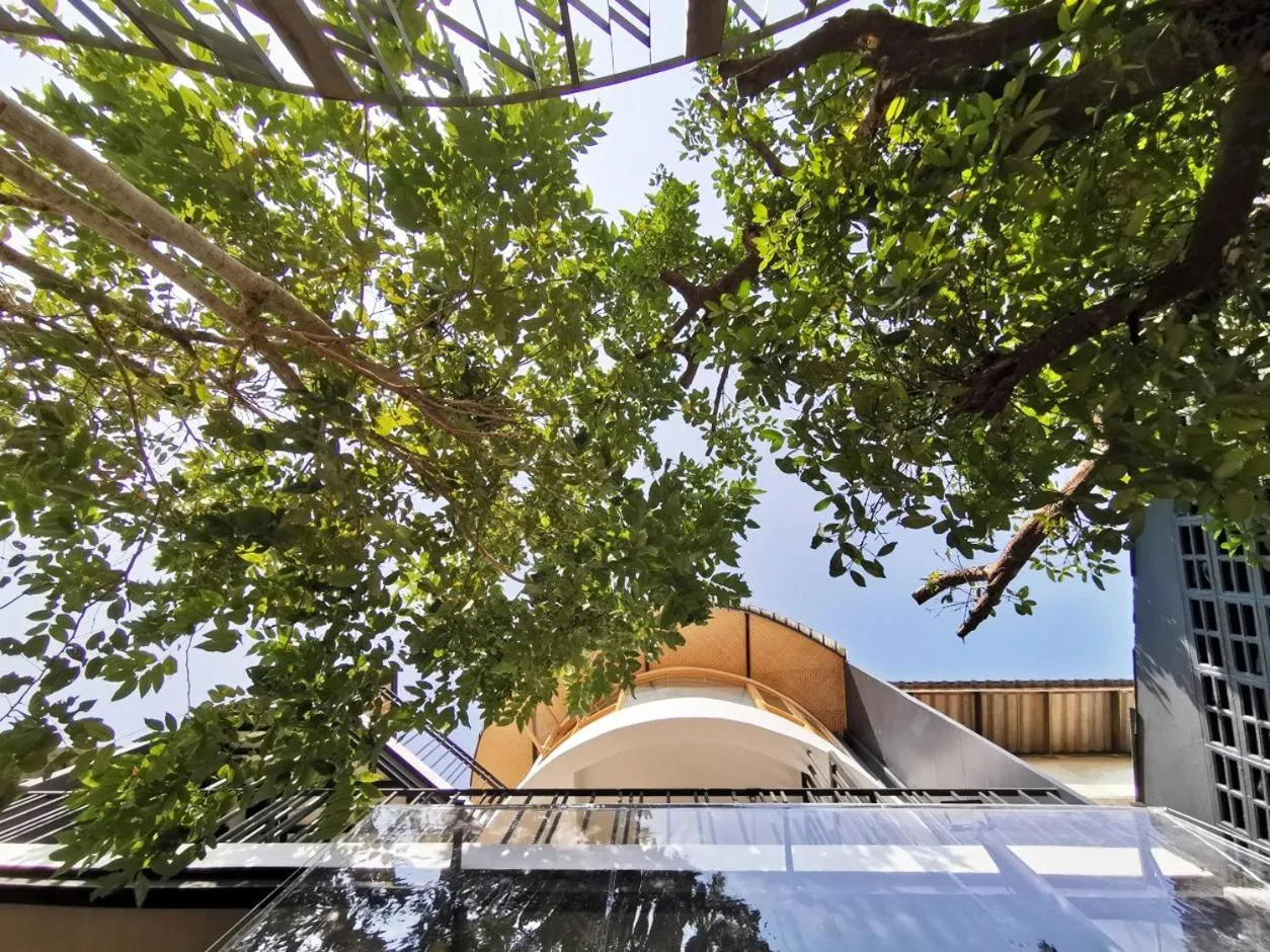 Property building in Pannana Cha-am