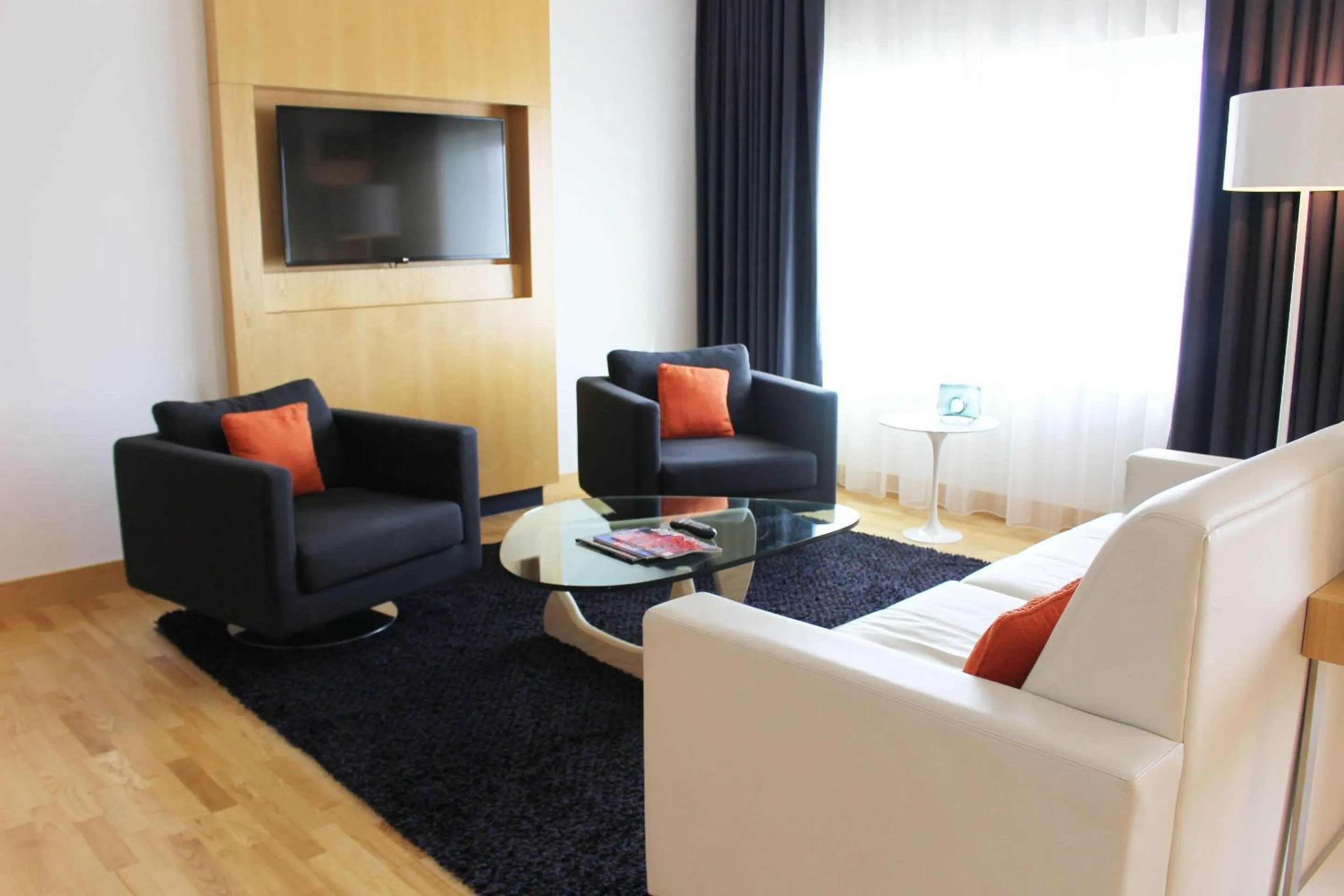 Bedroom in Radisson Blu Mall of America