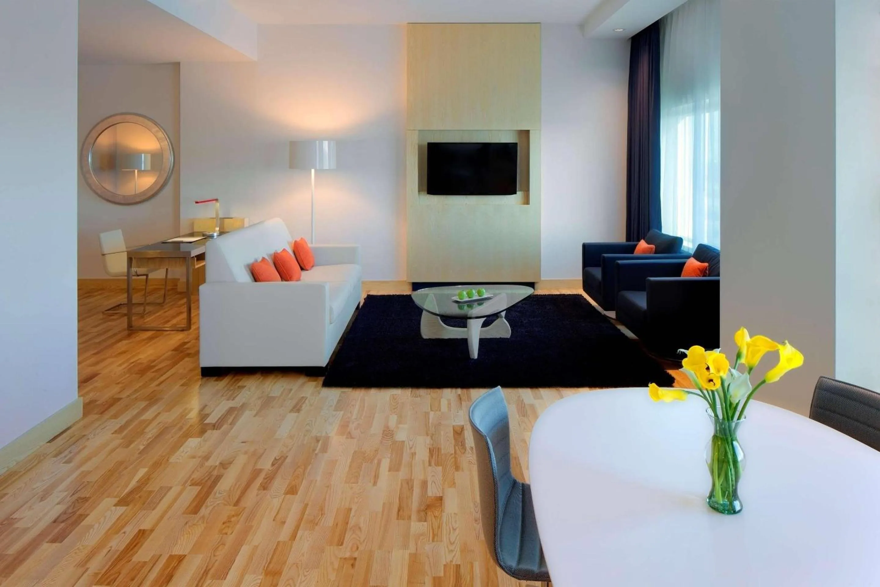 Bedroom in Radisson Blu Mall of America