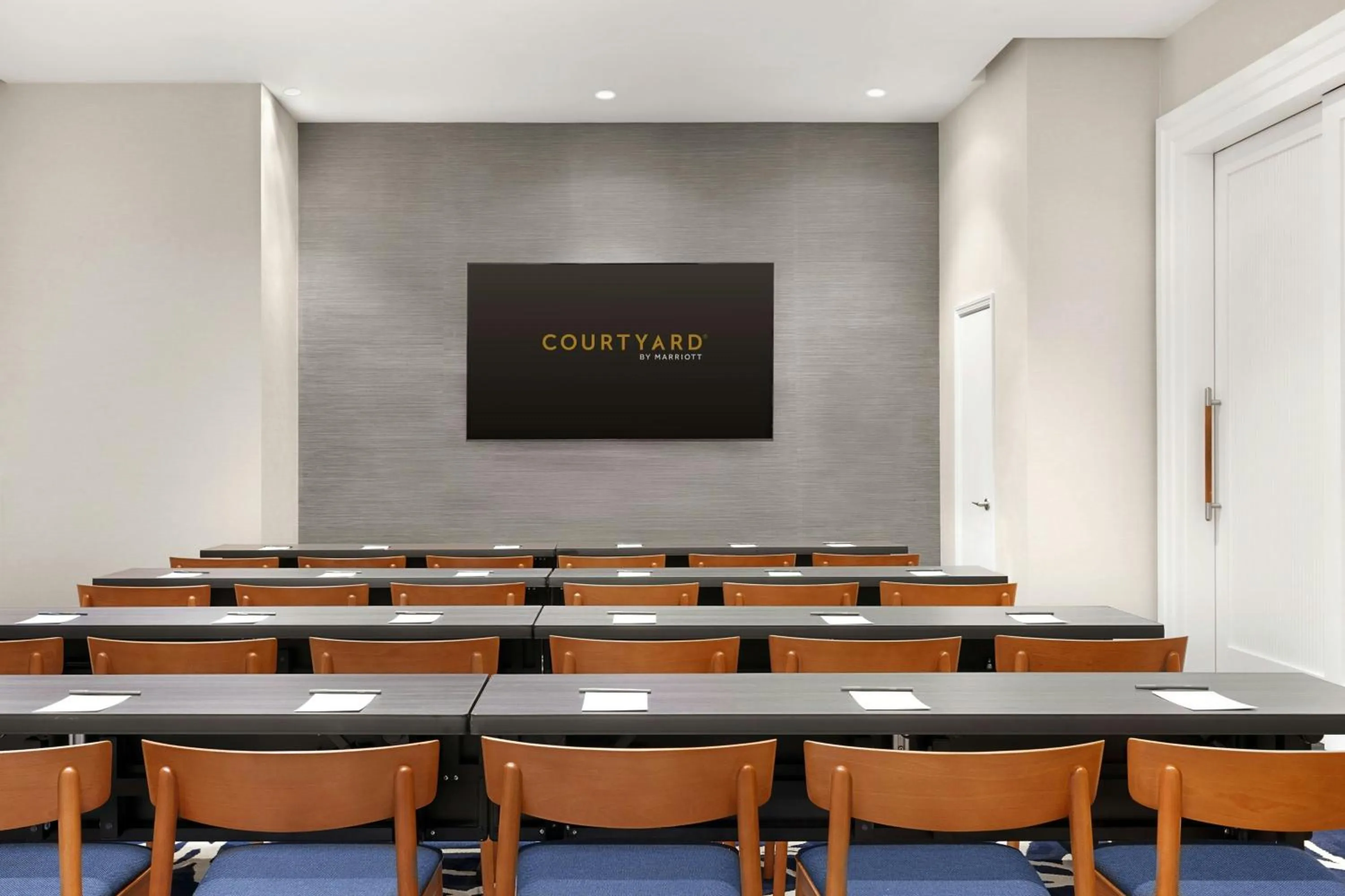 Meeting/conference room in Courtyard by Marriott New York Manhattan/Chelsea