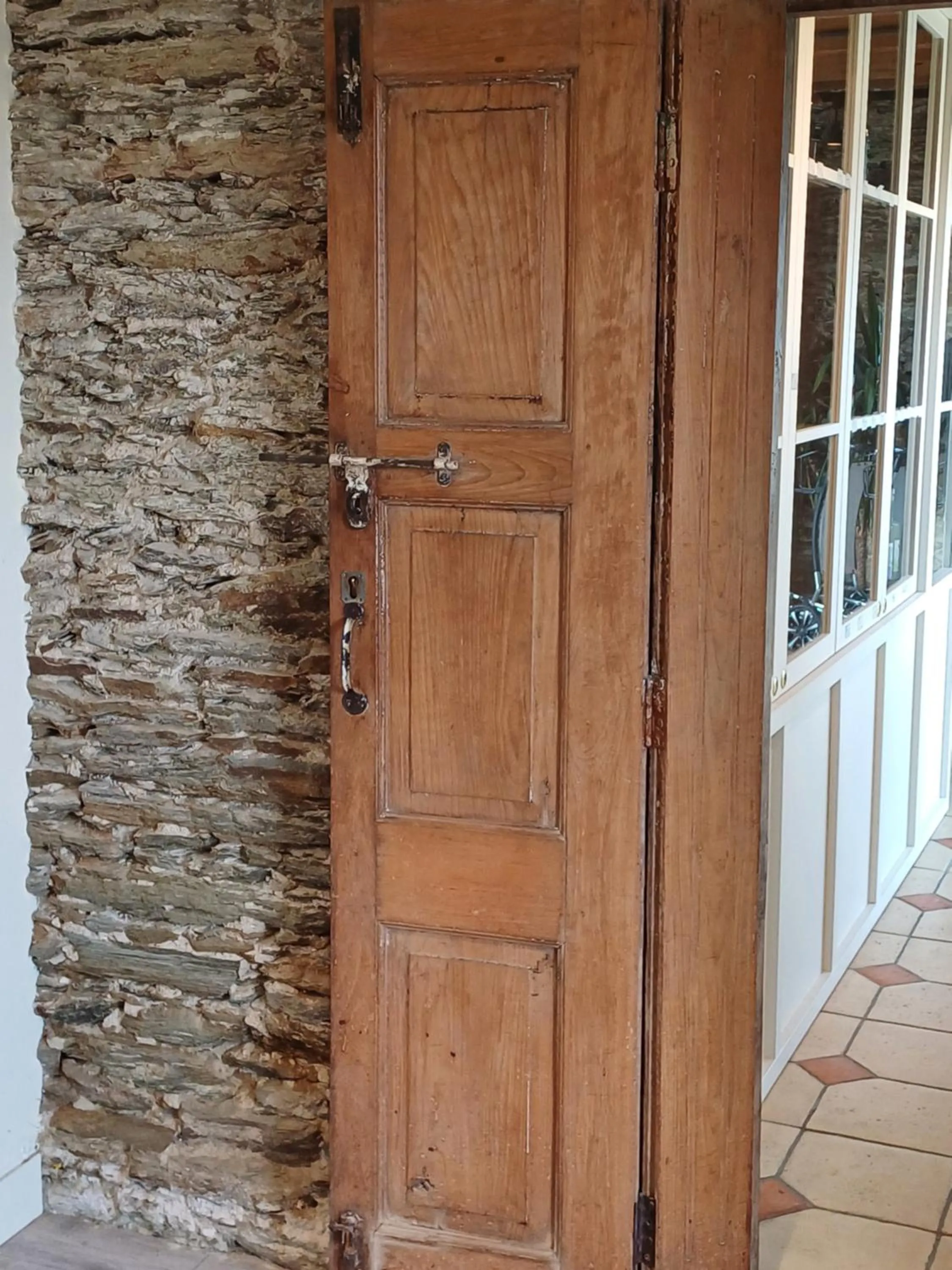 Decorative detail in Eco-Domaine La Fontaine - HOTEL-SPA - 300 m Plage de la Fontaine aux Bretons