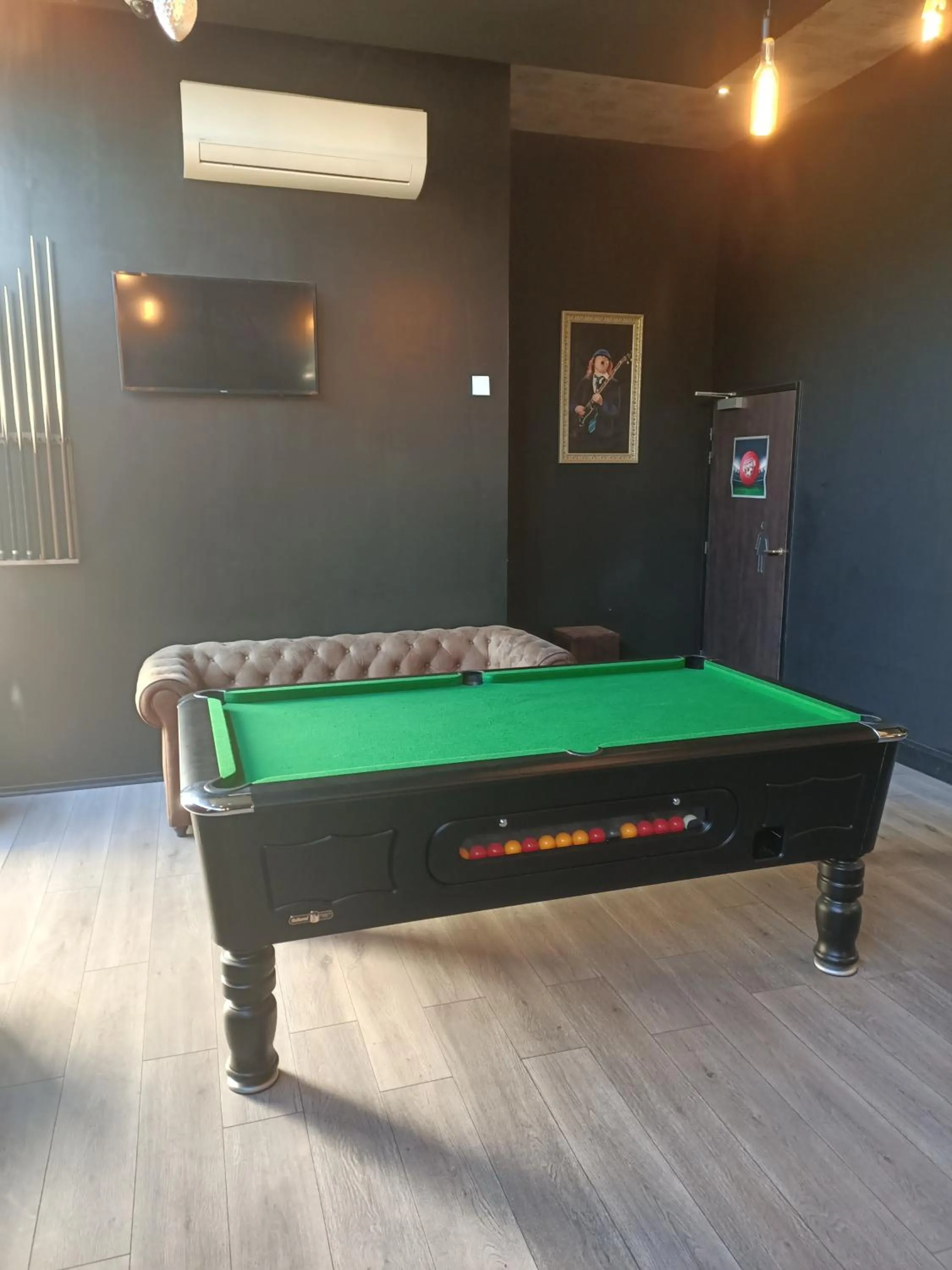 Restaurant/places to eat in Logis Hôtel Acotel