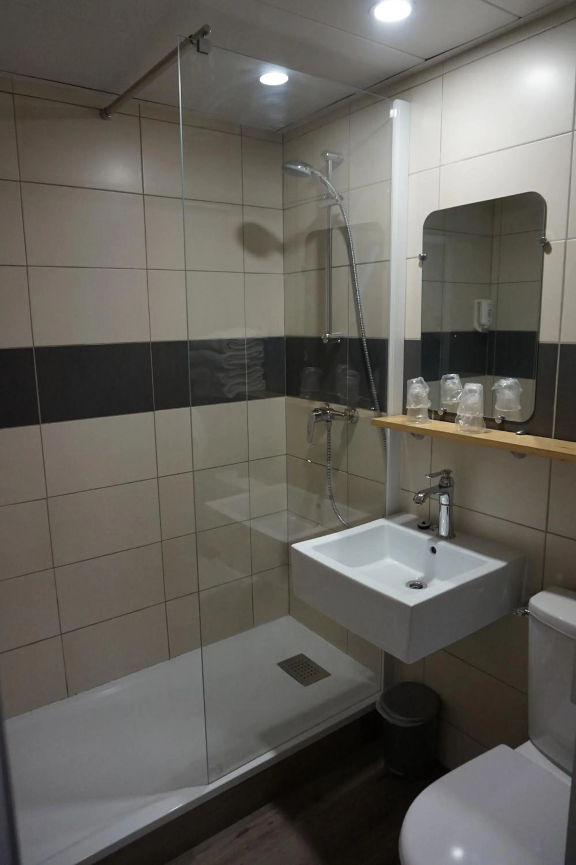 Bathroom in Logis Hôtel Acotel