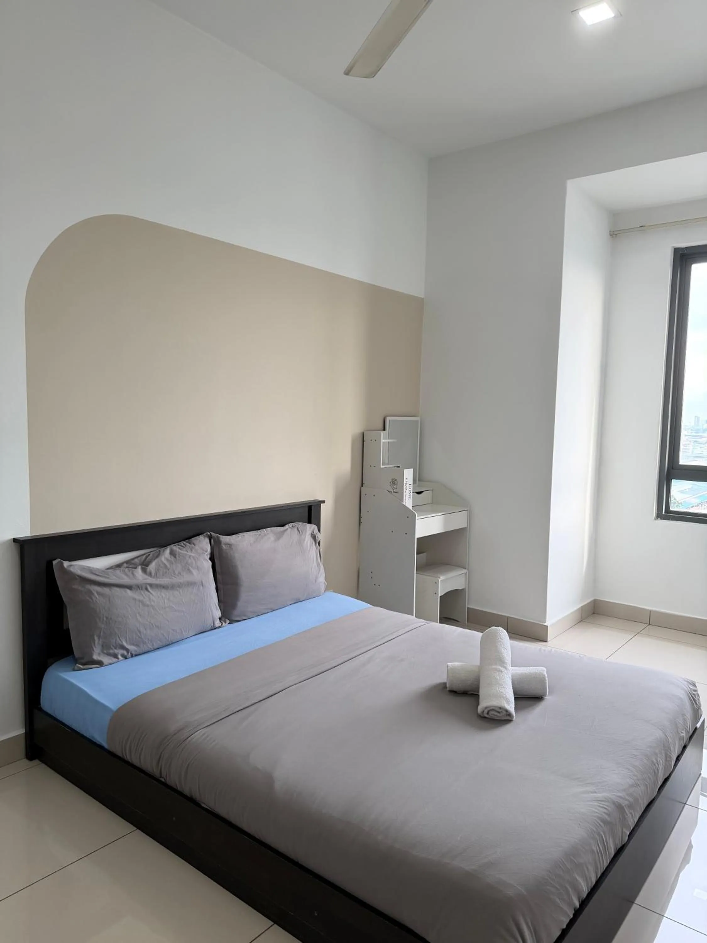 Bed in Da Men Subang Jaya USJ by Iconique