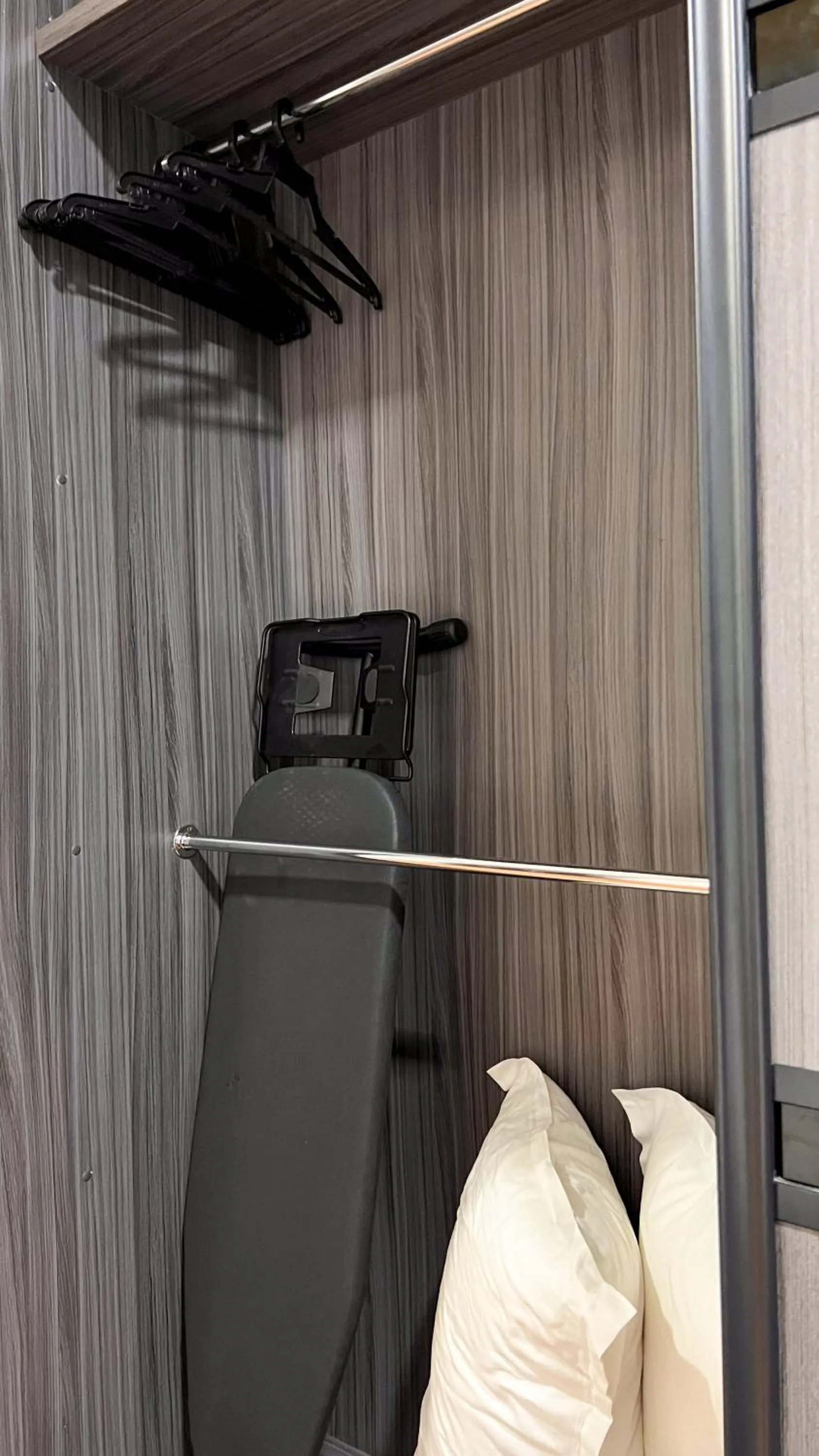 Bed in Da Men Subang Jaya USJ by Iconique