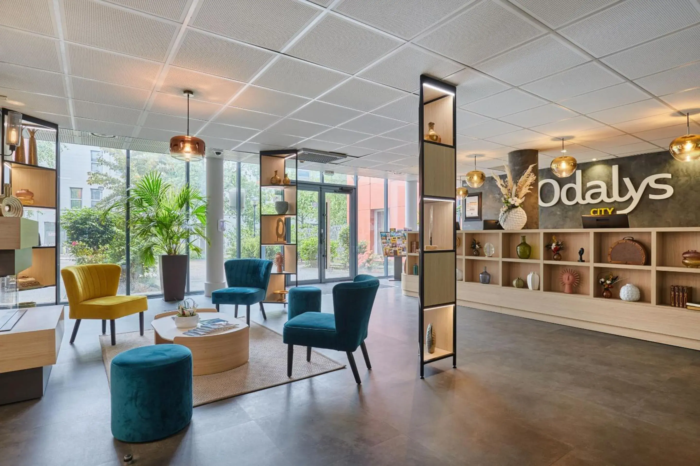 Lobby or reception in Appart'hôtel Odalys City - Bioparc Lyon Est Lobby or reception in Appart'hôtel Odalys City - Bioparc Lyon Est