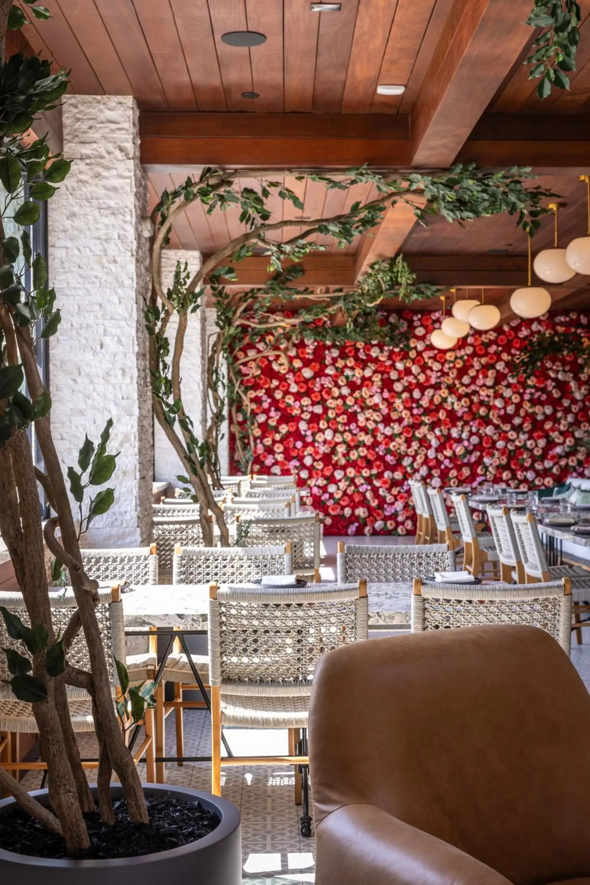 Restaurant/places to eat in Palm Garden Hotel Restaurant/places to eat in Palm Garden Hotel