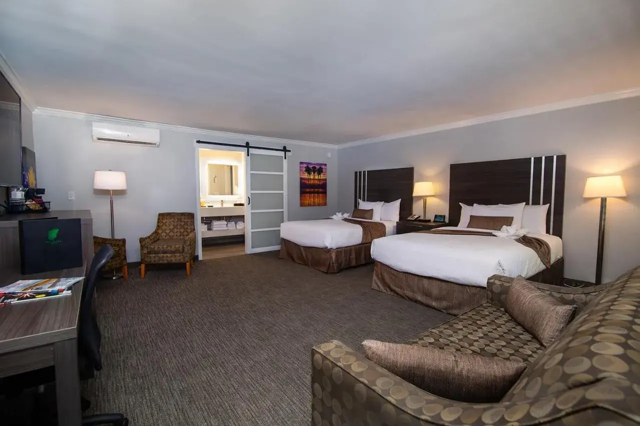 Photo of the whole room, Bed in Palm Garden Hotel Photo of the whole room, Bed in Palm Garden Hotel