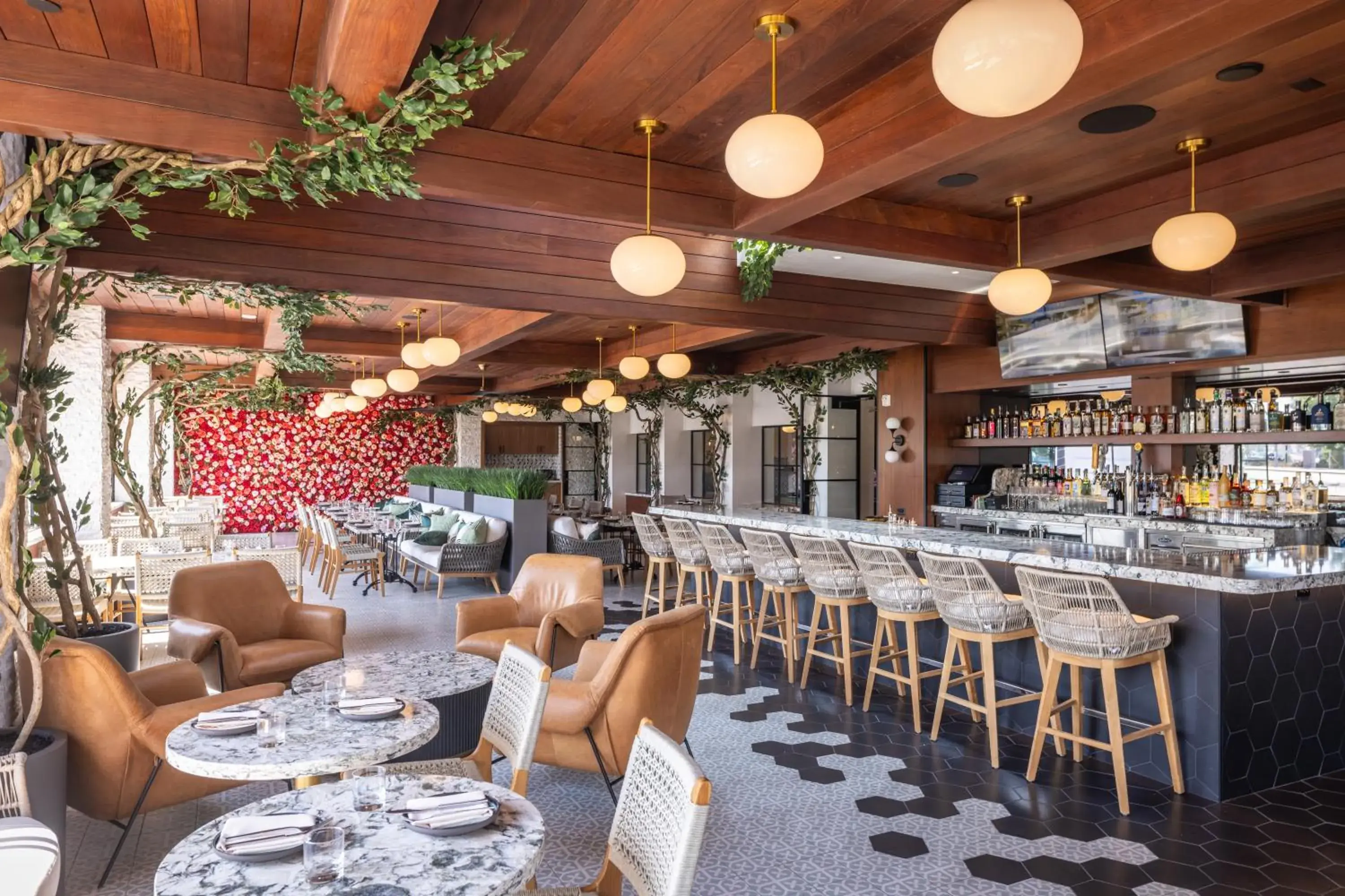 Restaurant/places to eat in Palm Garden Hotel Restaurant/places to eat in Palm Garden Hotel