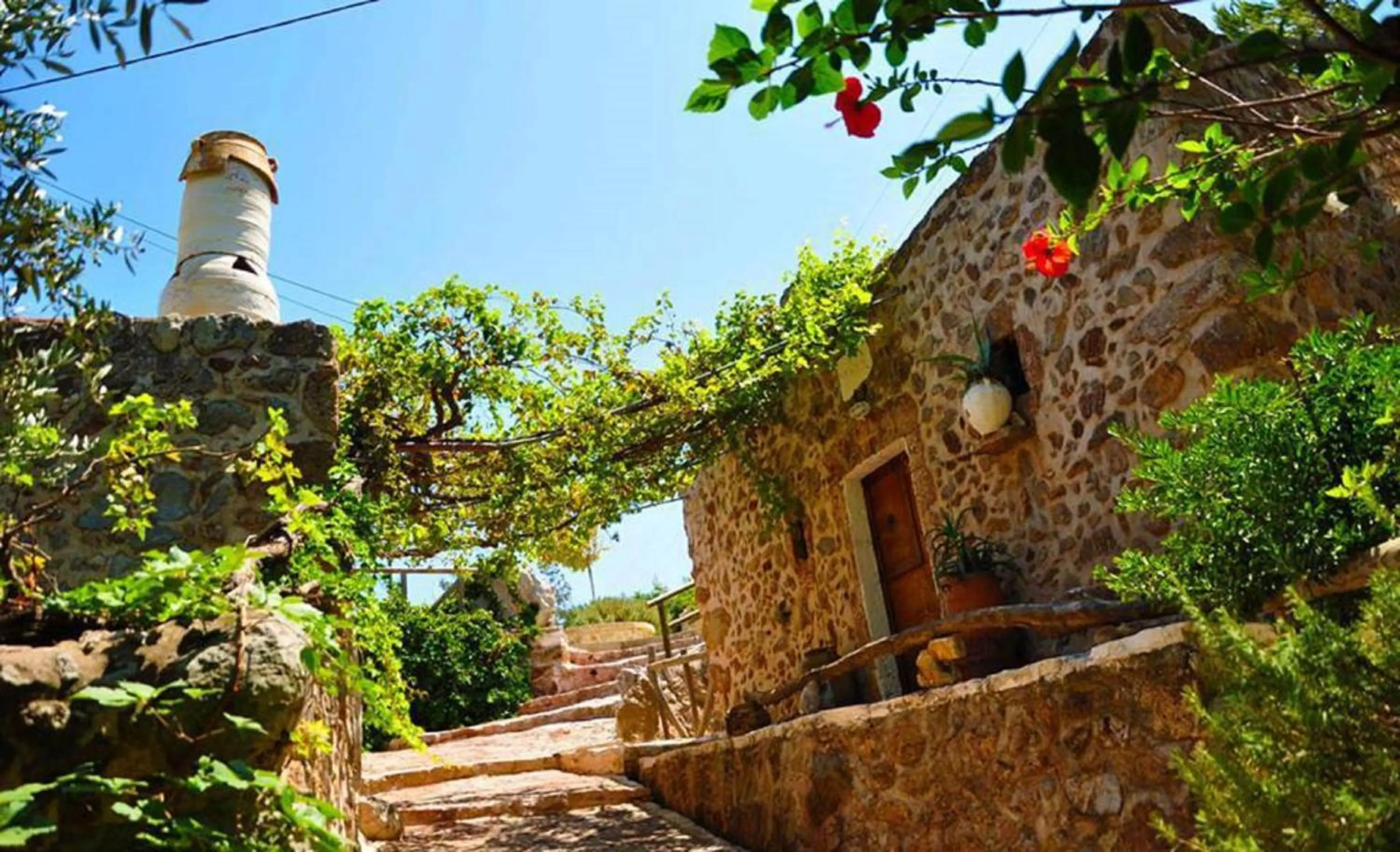 Hiking in Hotel zakros rooms-restaurant