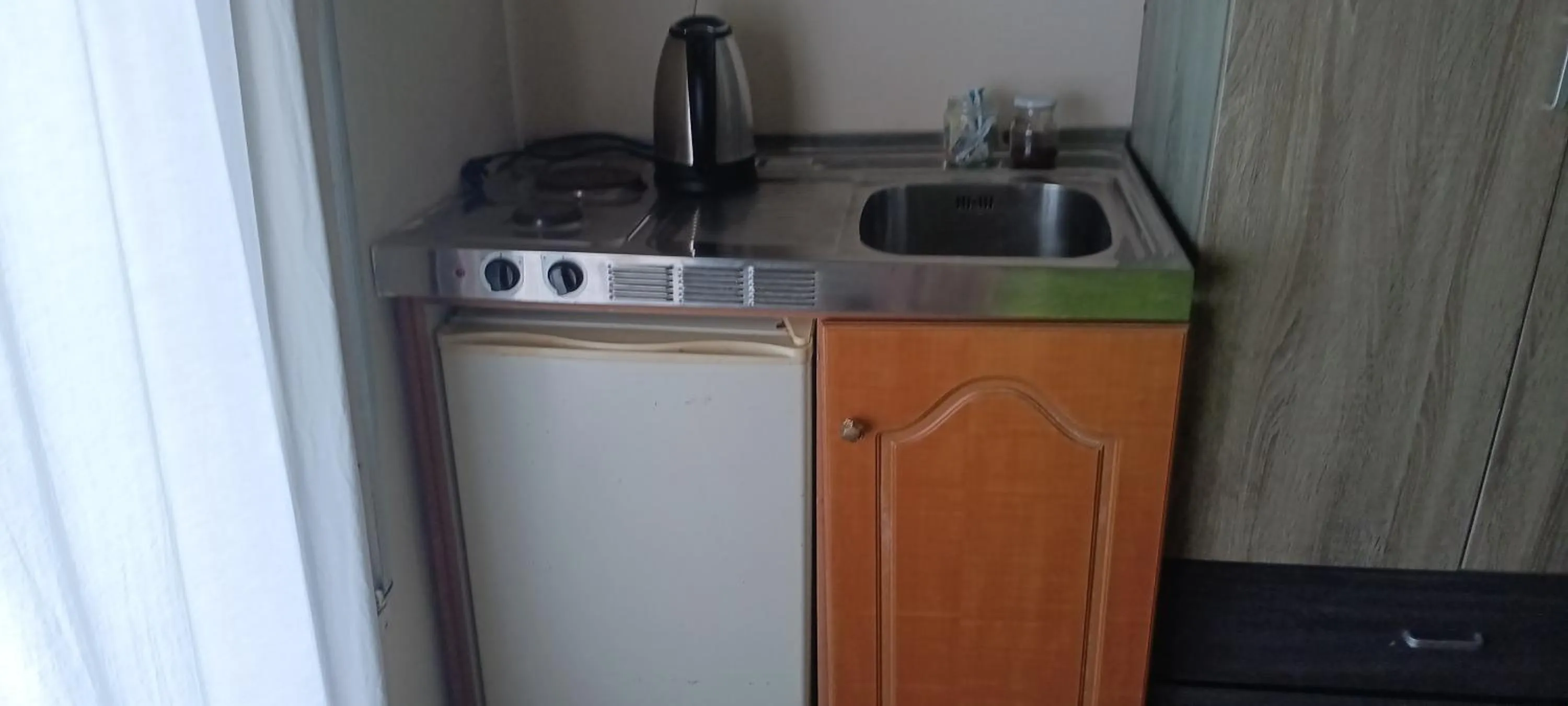 Kitchen or kitchenette in Hotel zakros rooms-restaurant