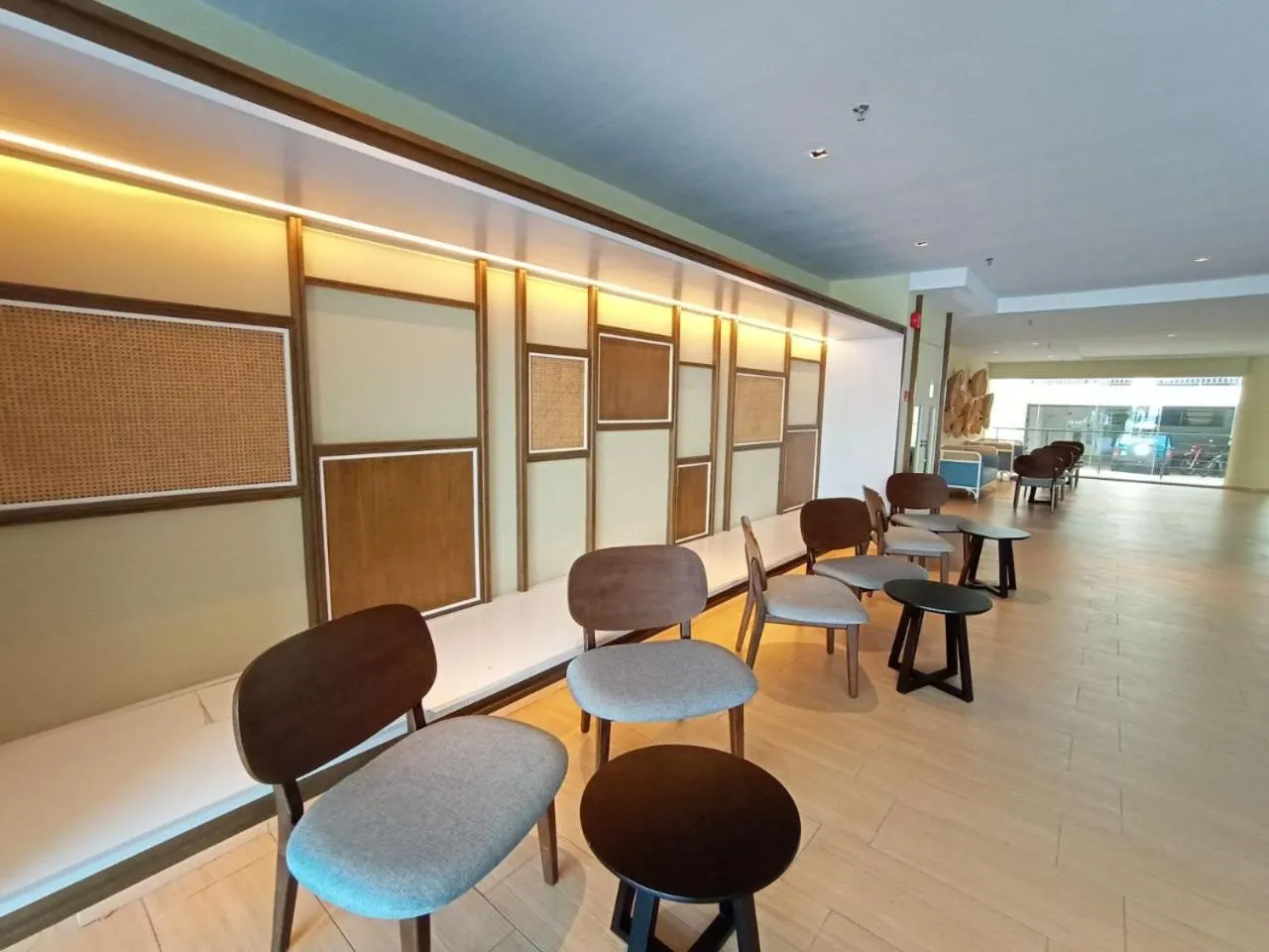 Lounge or bar in TimurBay Stunning By CA CON