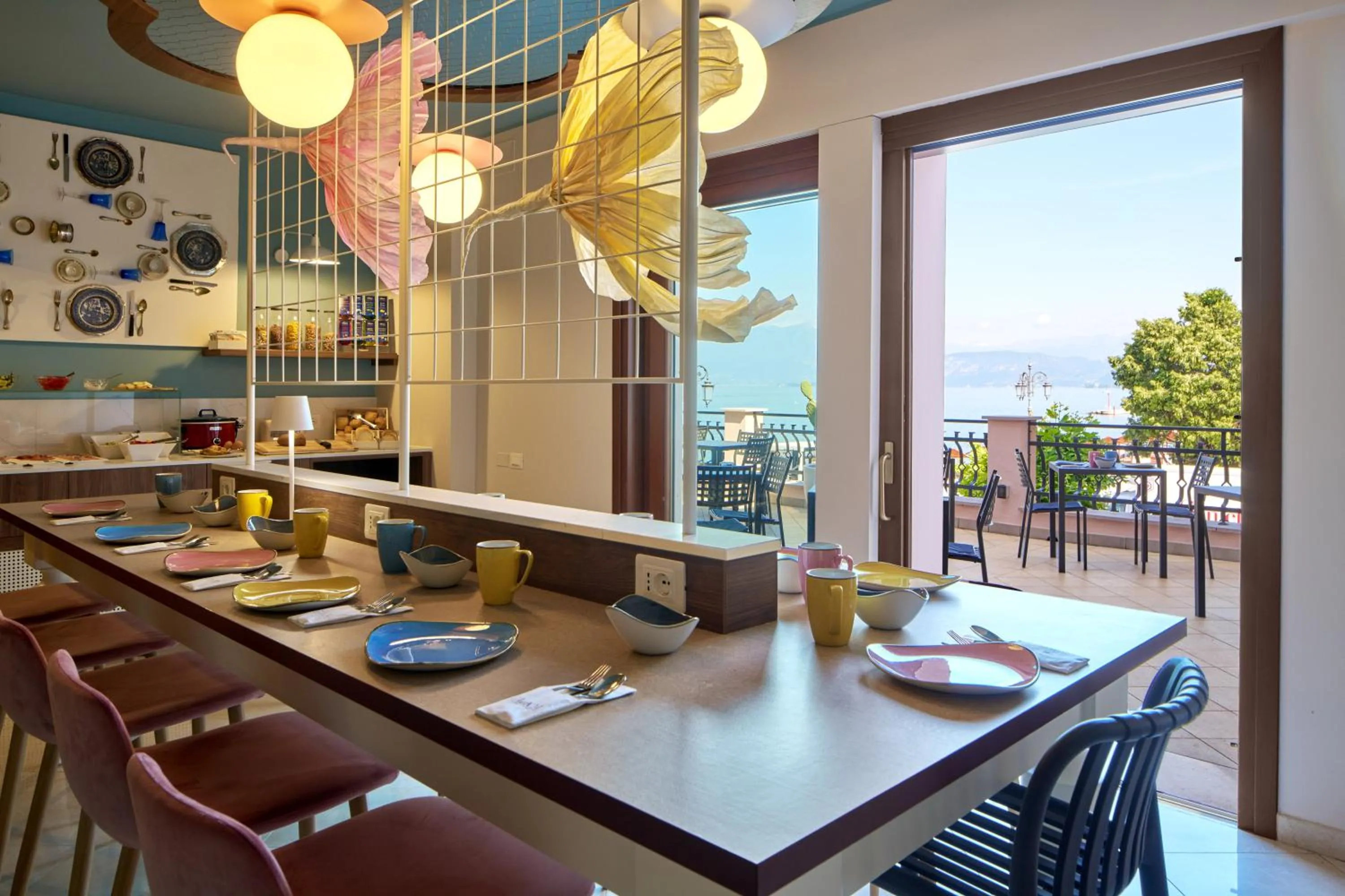 Breakfast in La Vista Postcard Hotel