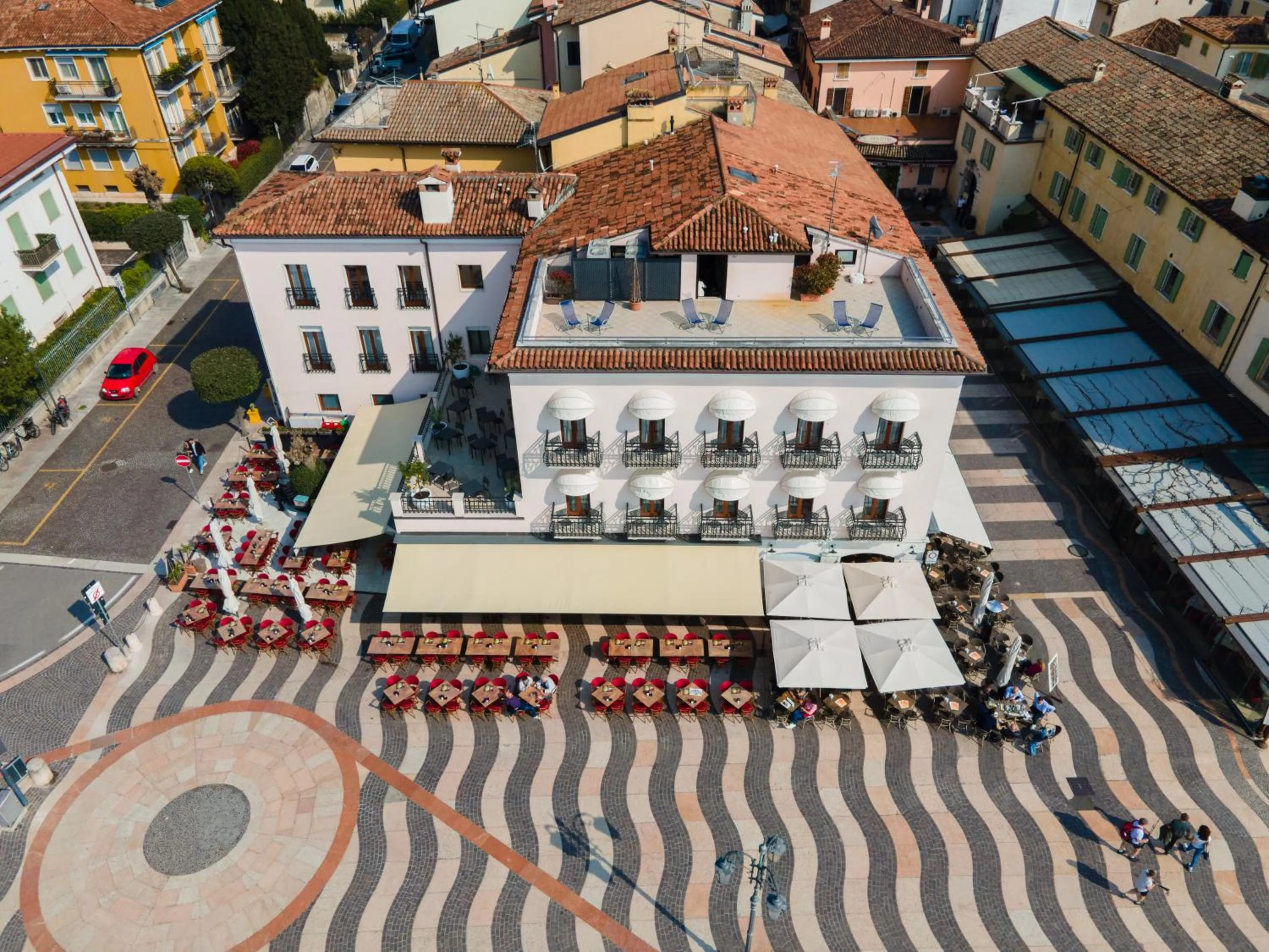 Property building in La Vista Postcard Hotel
