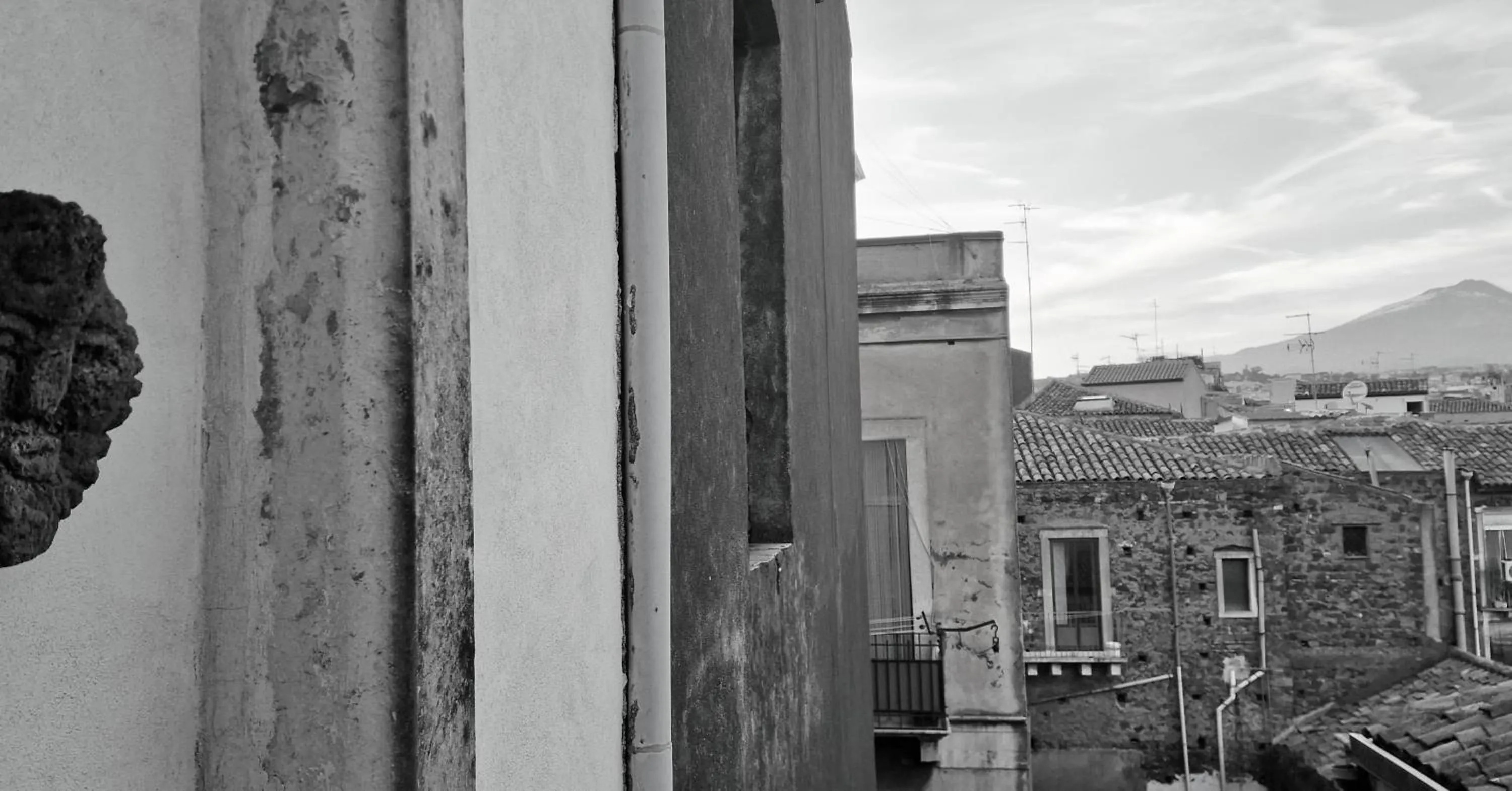 Property building in Fera O' Luni