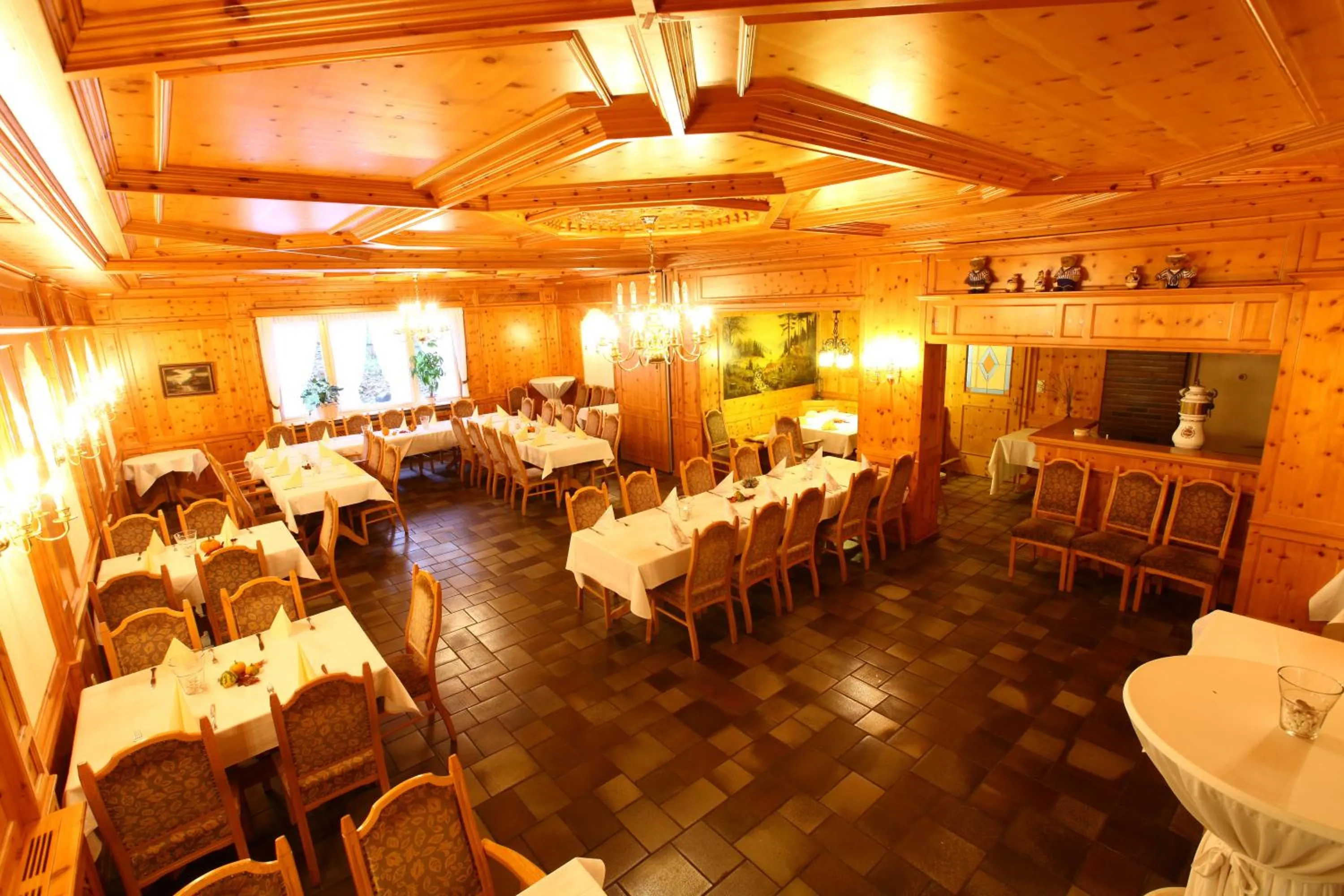 Restaurant/places to eat in Hotel Waldschlösschen