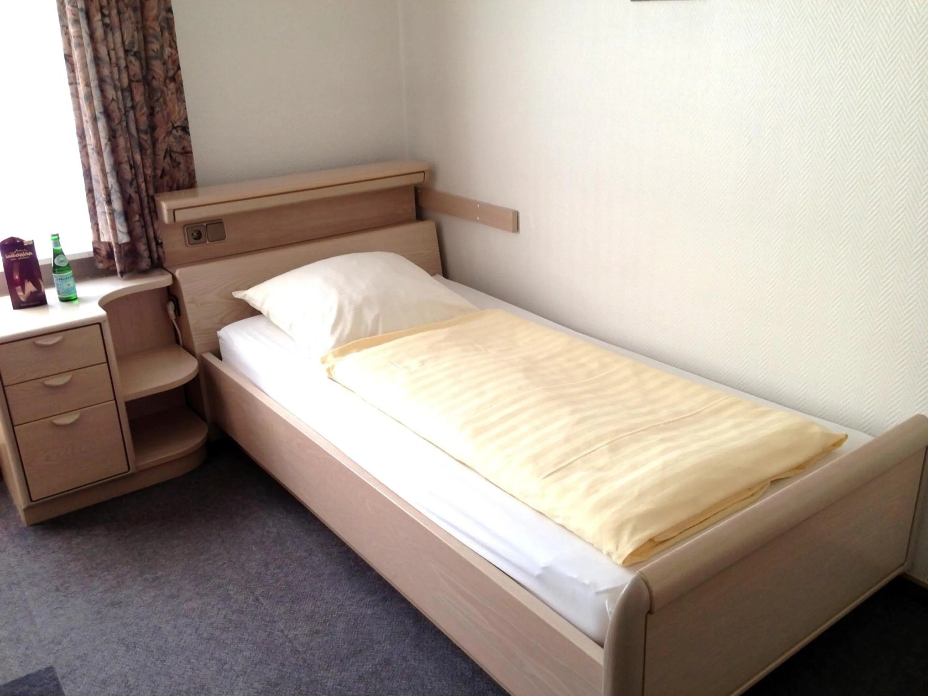 Bed in Hotel Waldschlösschen